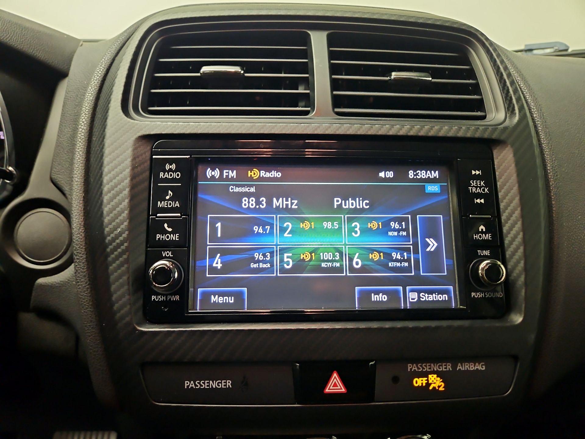 Thumbnail: 2019 Mitsubishi Outlander Sport - 14