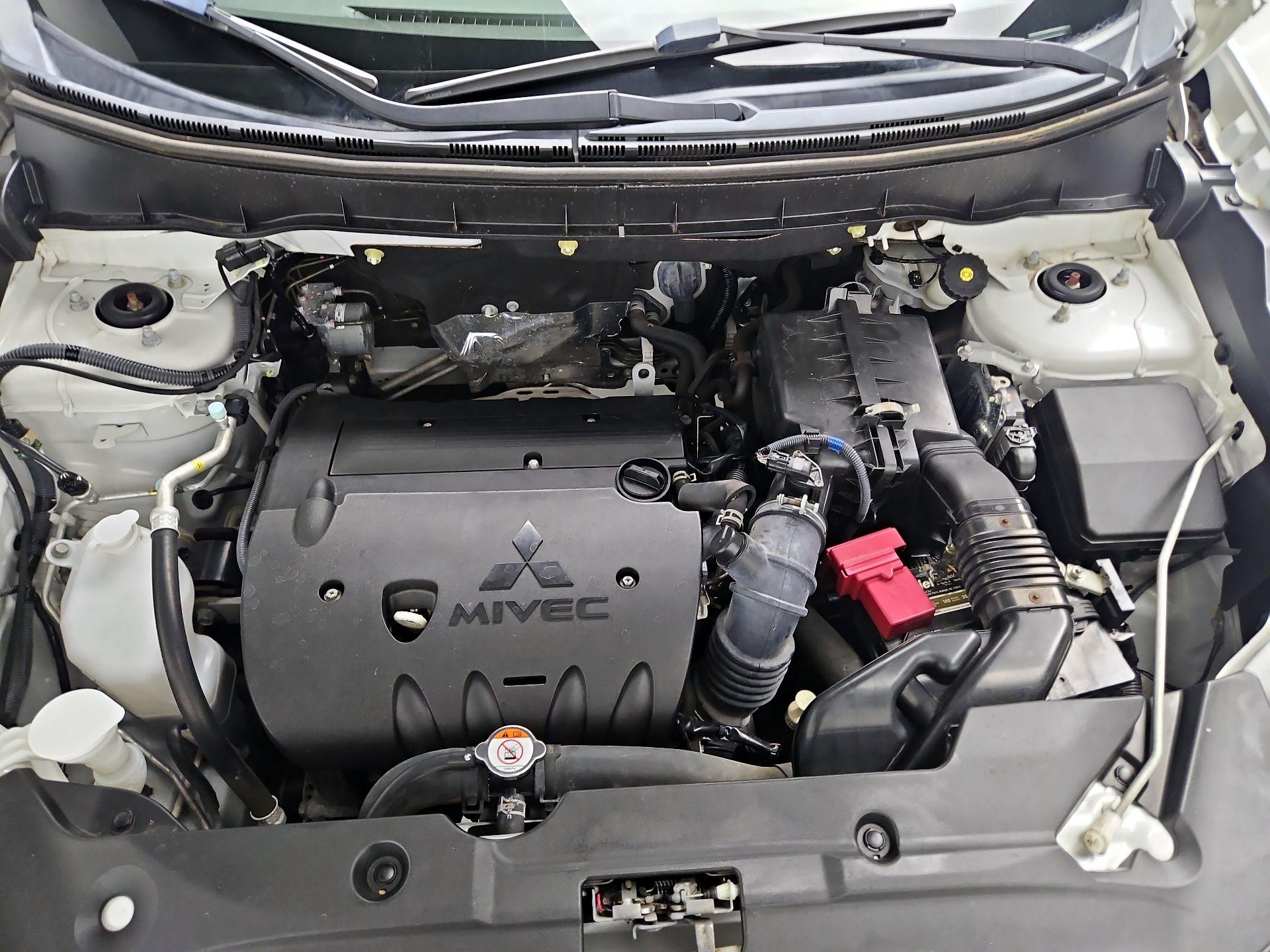 Thumbnail: 2019 Mitsubishi Outlander Sport - 20