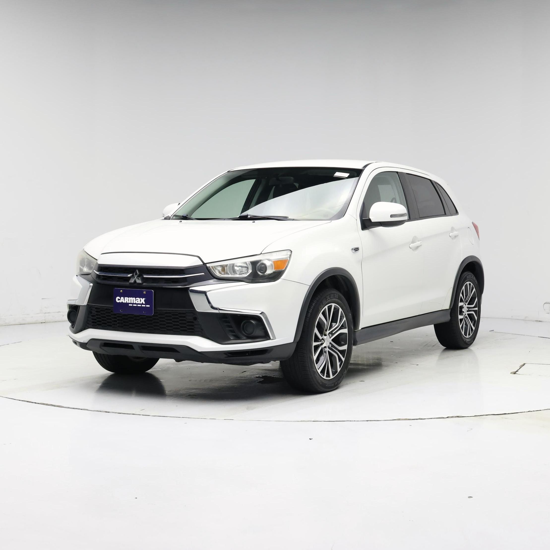Thumbnail: 2019 Mitsubishi Outlander Sport - 4