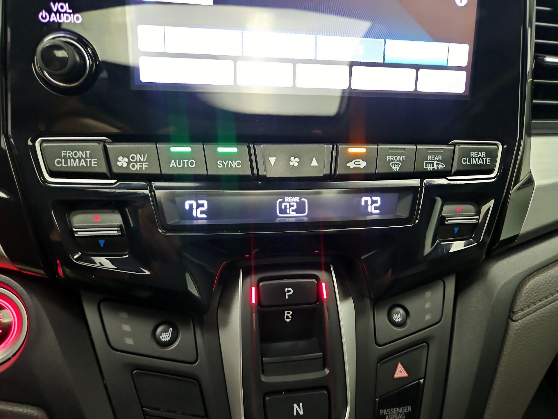 Thumbnail: 2019 Honda Odyssey - 16