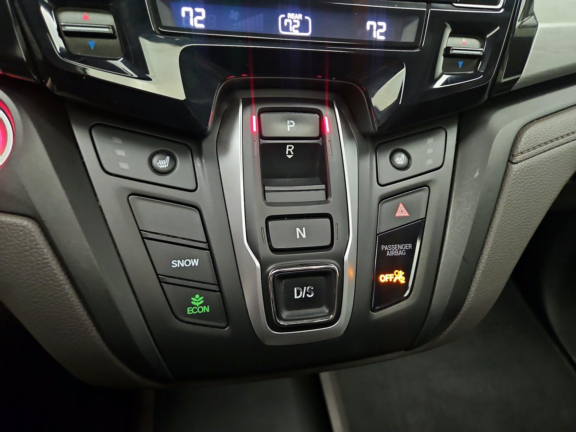 Thumbnail: 2019 Honda Odyssey - 17