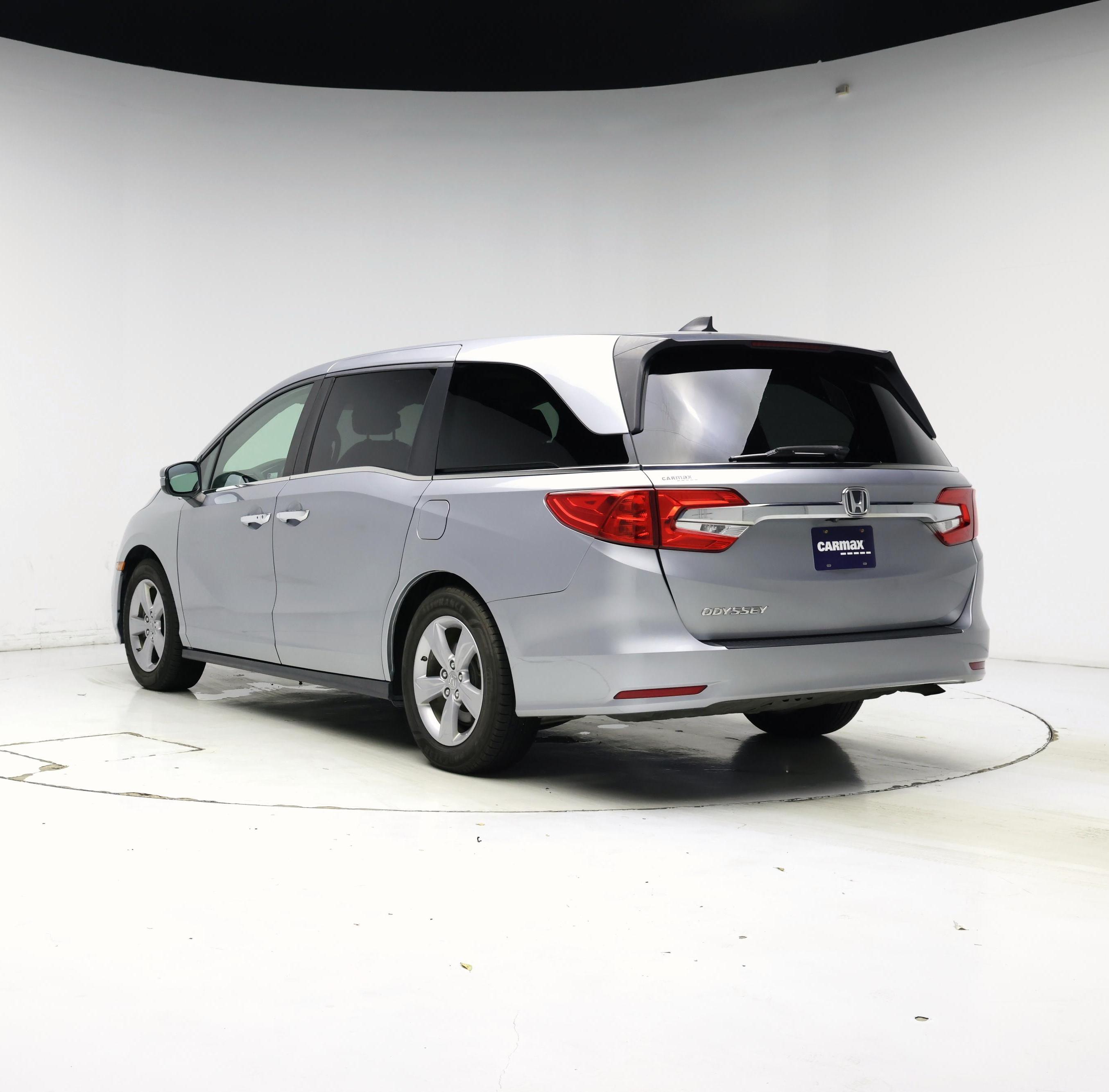 Thumbnail: 2019 Honda Odyssey - 2