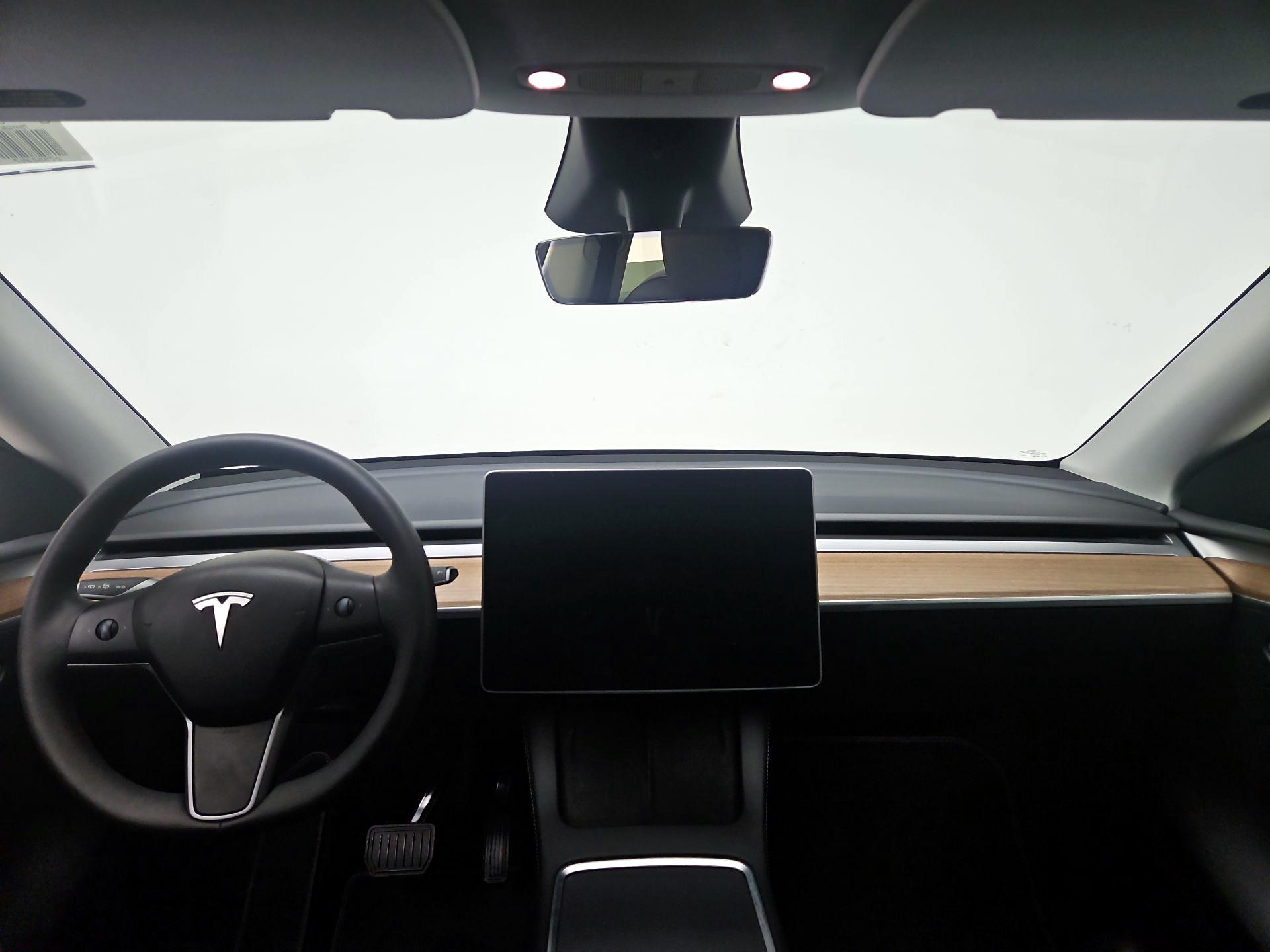 Thumbnail: 2024 Tesla Model Y - 9