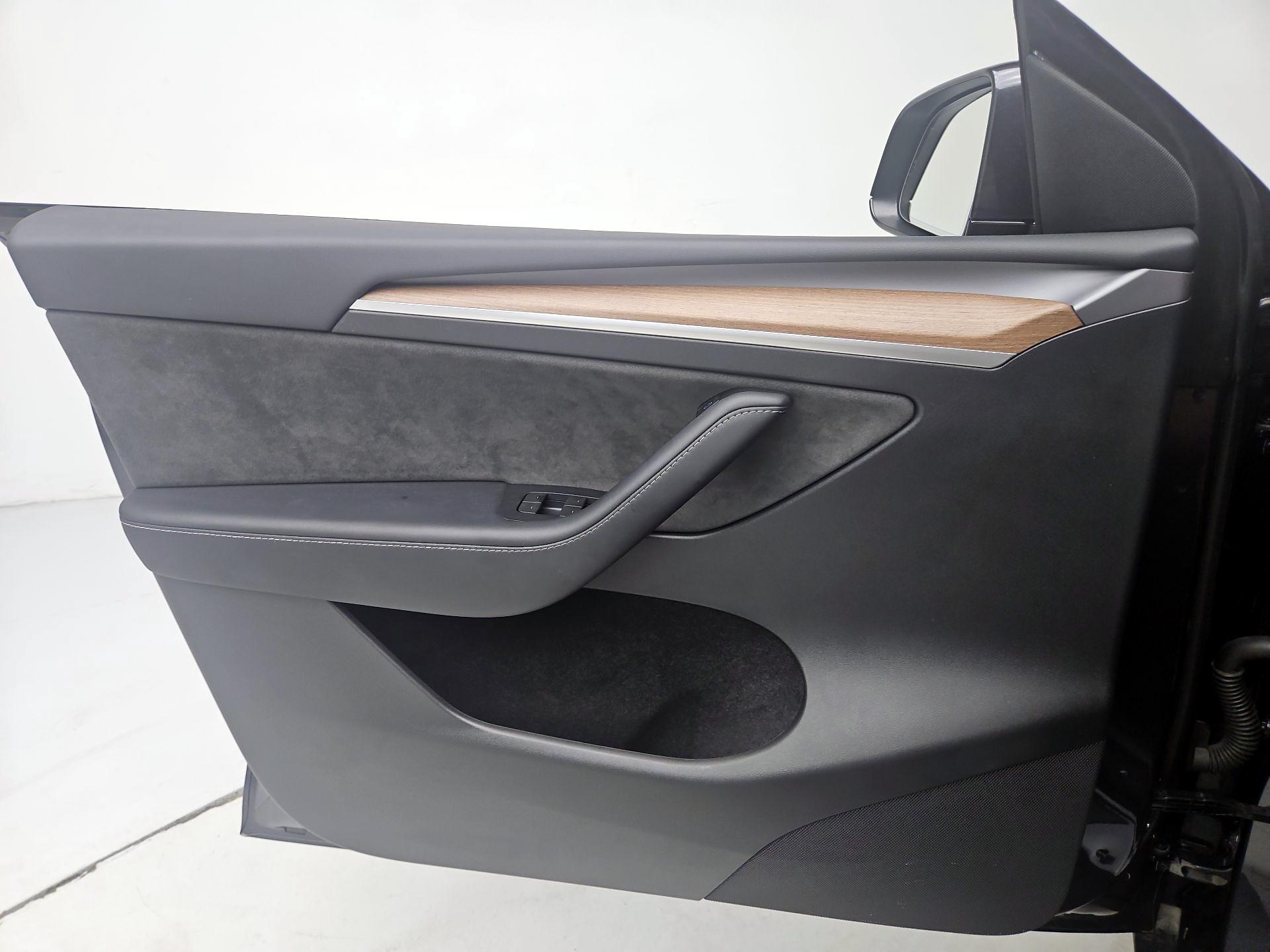 Thumbnail: 2024 Tesla Model Y - 12