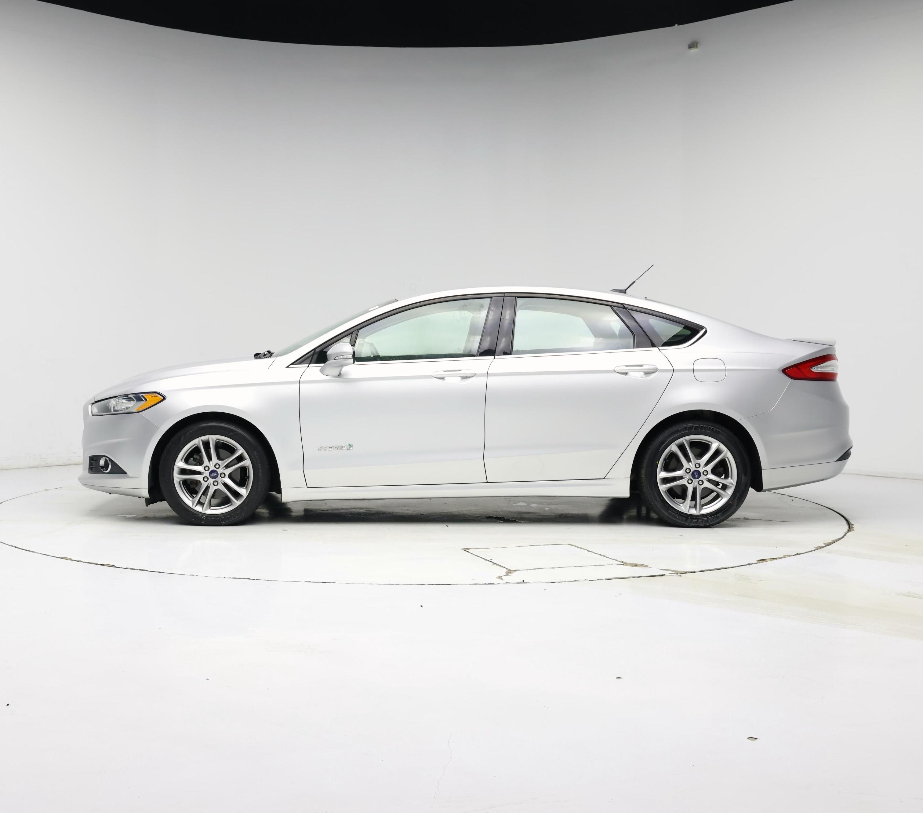 Thumbnail: 2016 Ford Fusion - 3