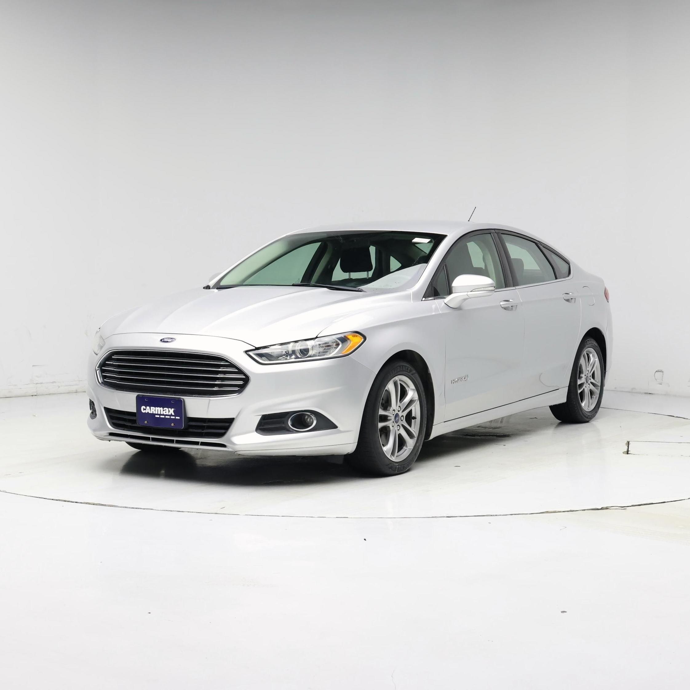Thumbnail: 2016 Ford Fusion - 4