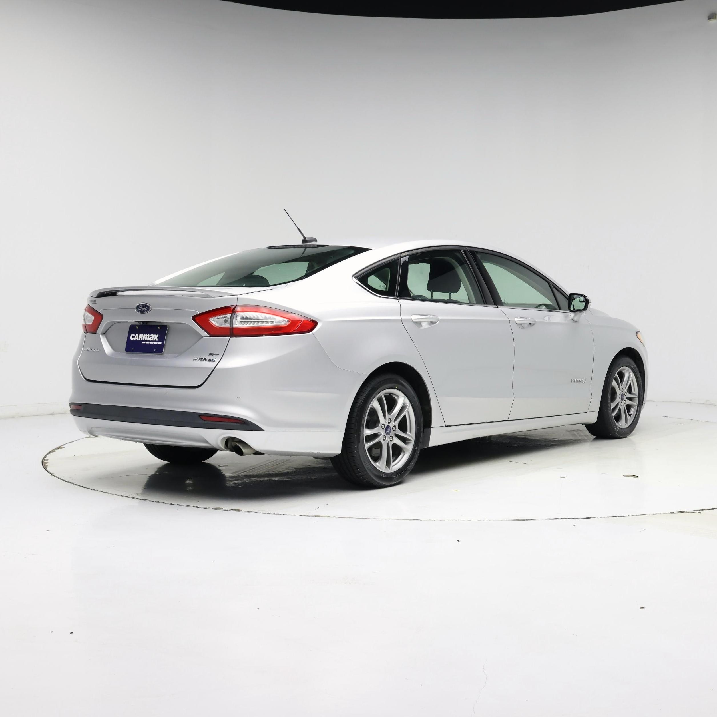Thumbnail: 2016 Ford Fusion - 8