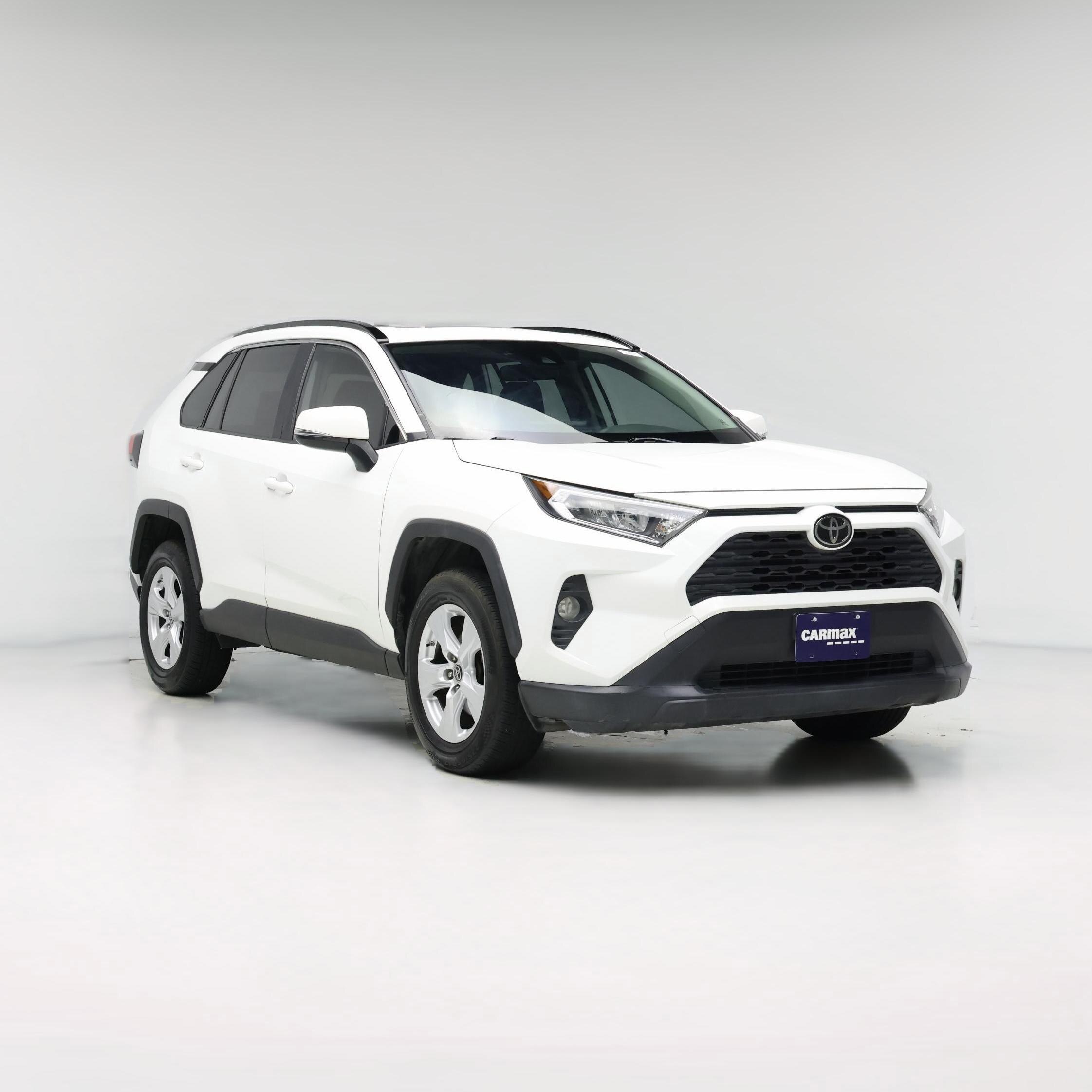 Thumbnail: 2019 Toyota RAV4 - 1