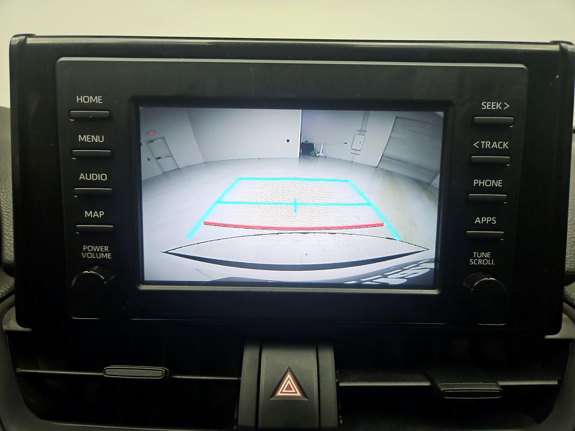 Thumbnail: 2019 Toyota RAV4 - 14