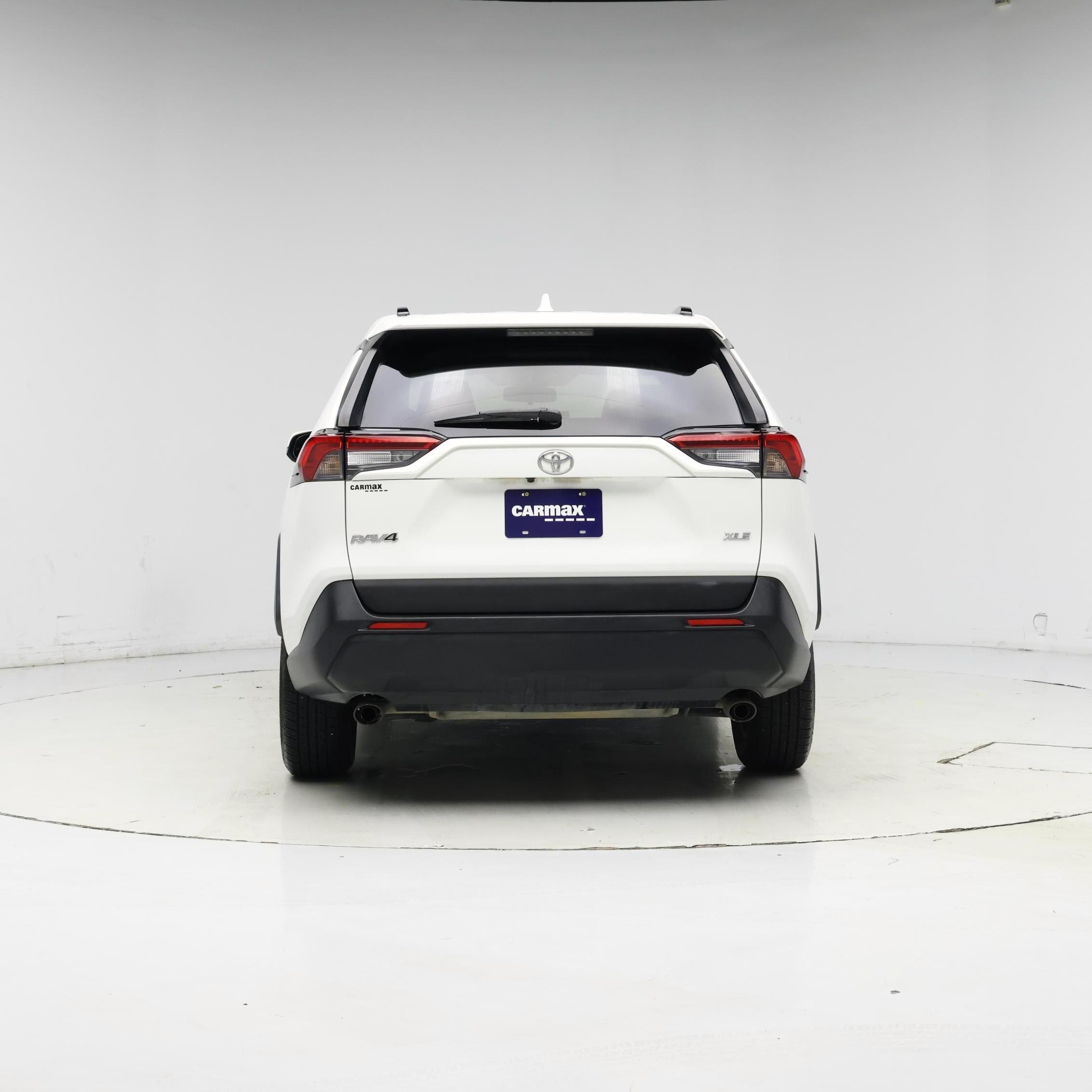 Thumbnail: 2019 Toyota RAV4 - 6