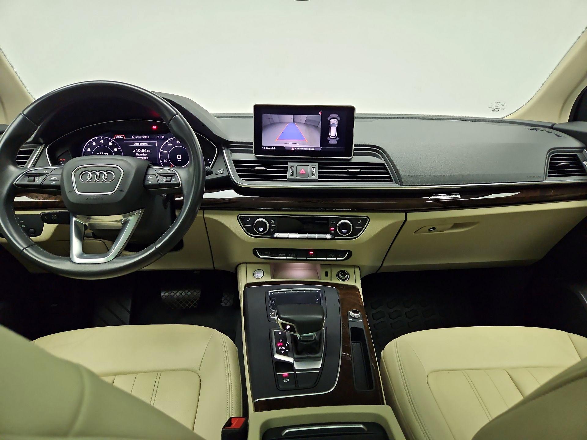 Thumbnail: 2020 Audi Q5 - 9