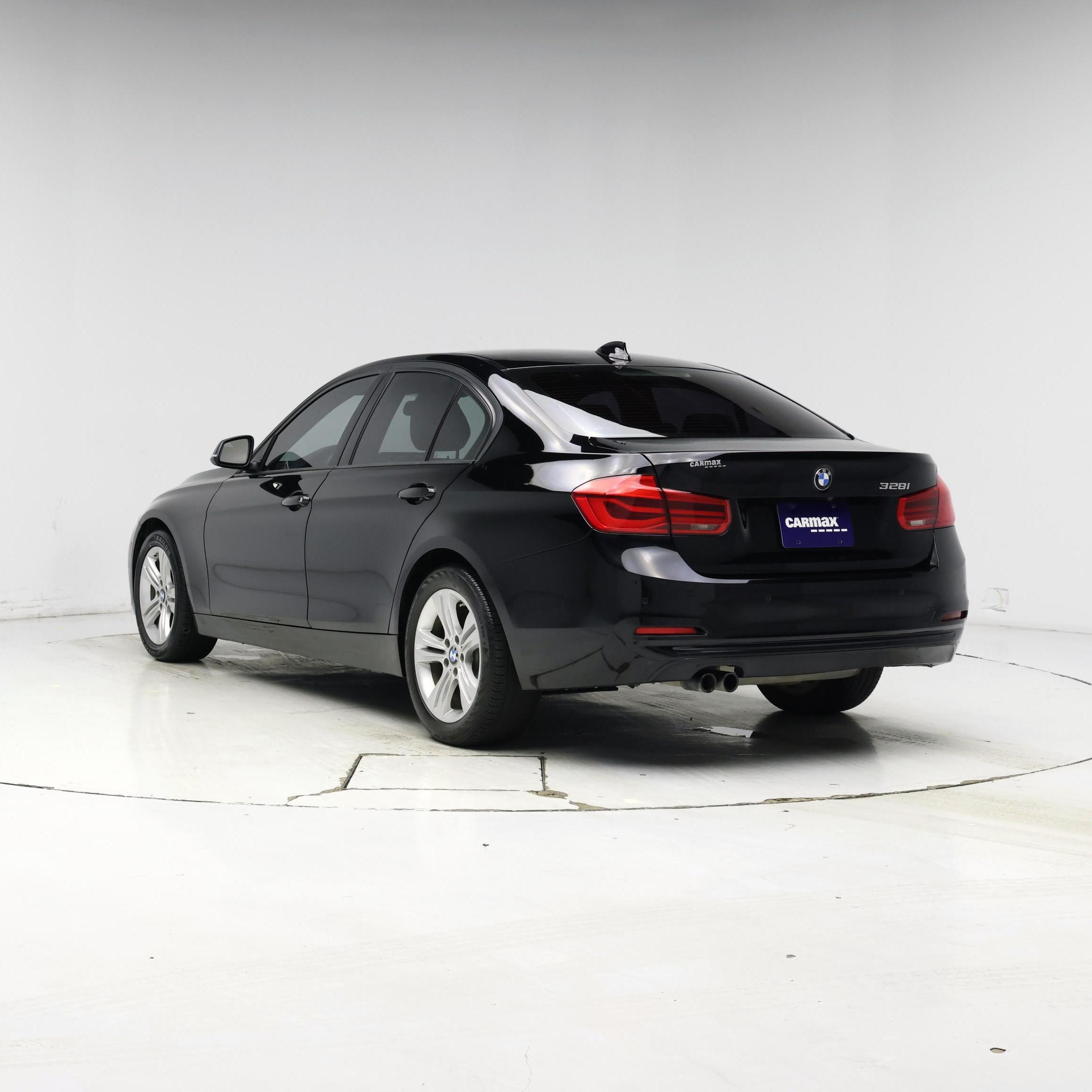 Thumbnail: 2016 BMW 3 Series - 2