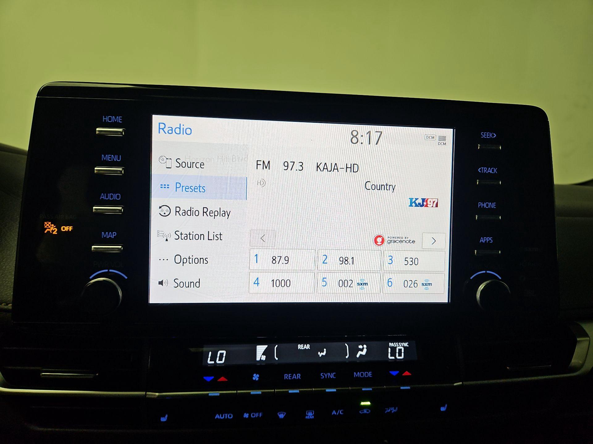 Thumbnail: 2024 Toyota Sienna - 16