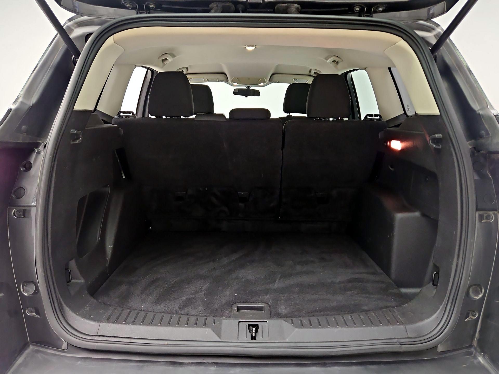 Thumbnail: 2016 Ford Escape - 17