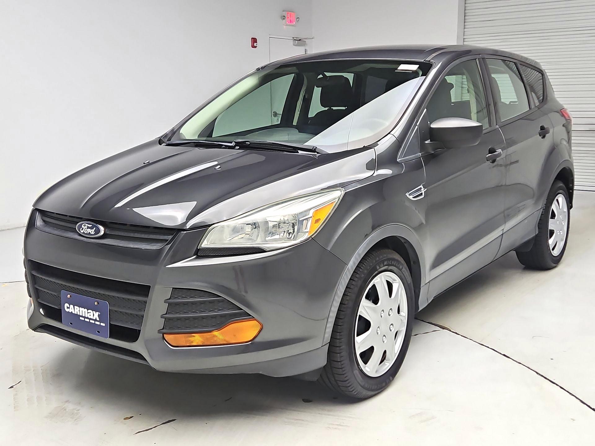 Thumbnail: 2016 Ford Escape - 3