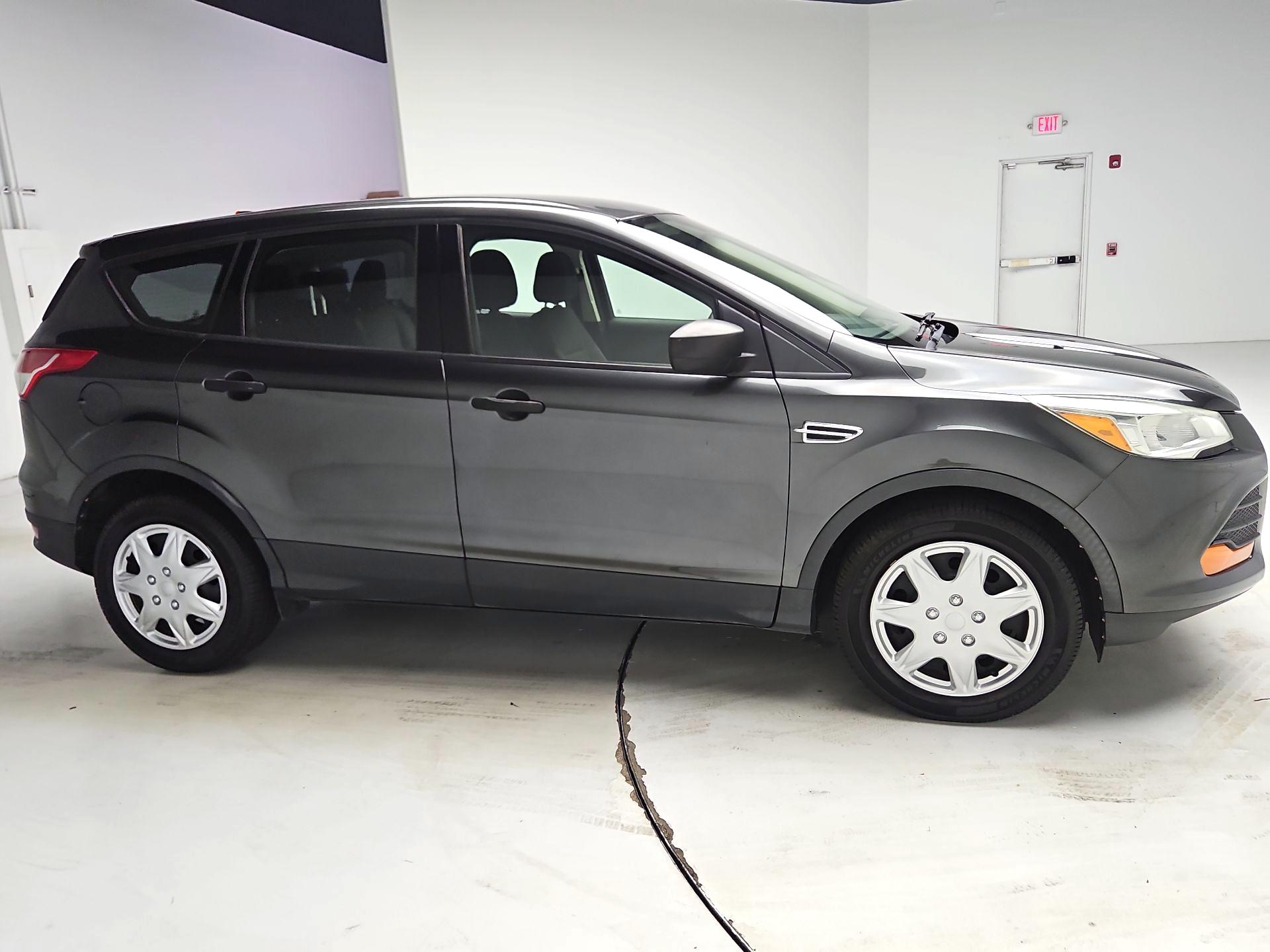 Thumbnail: 2016 Ford Escape - 4
