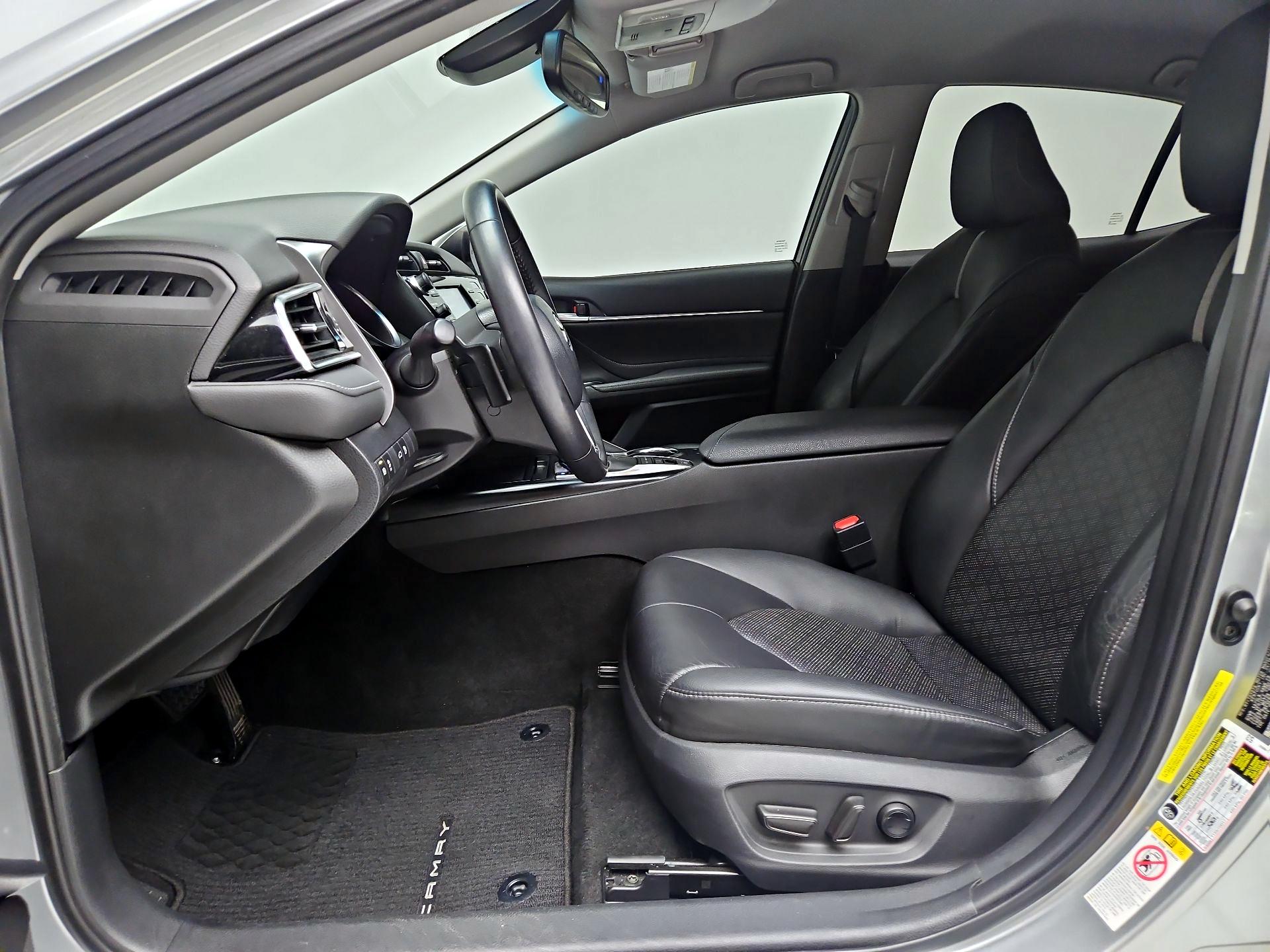 Thumbnail: 2018 Toyota Camry - 11