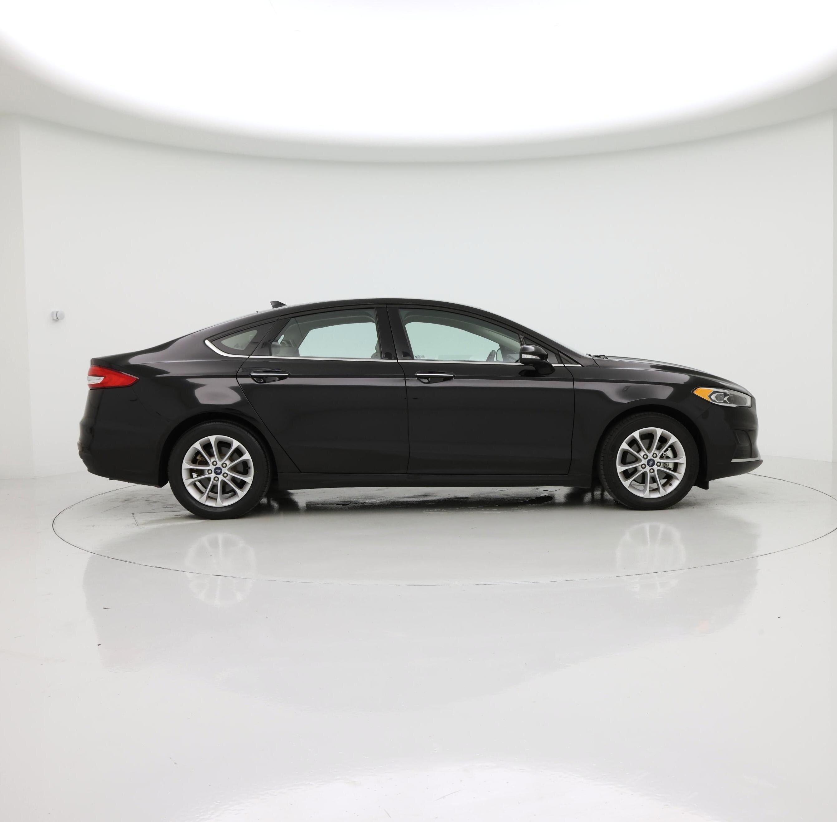 Thumbnail: 2020 Ford Fusion - 7