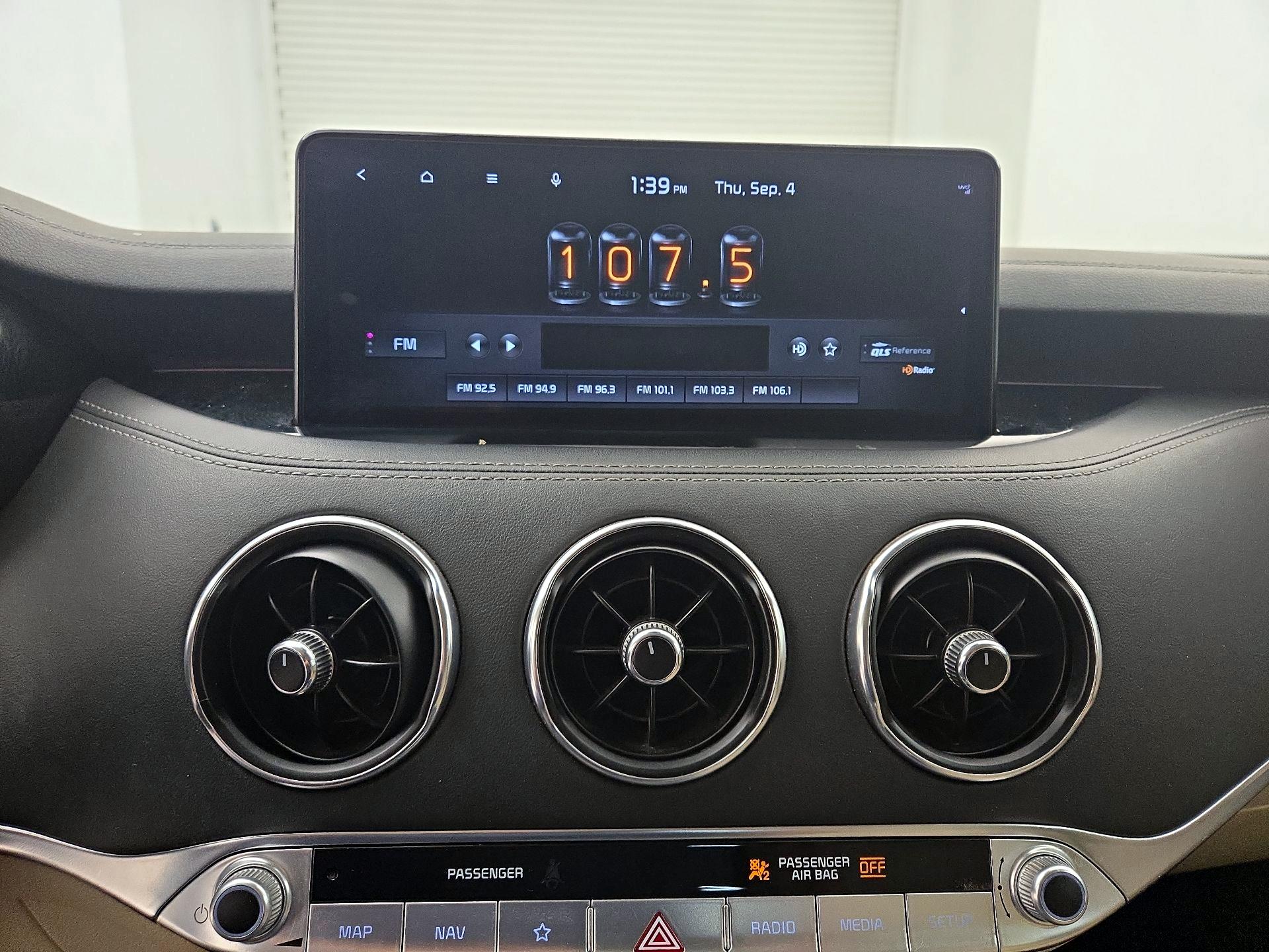 Thumbnail: 2022 Kia Stinger - 16