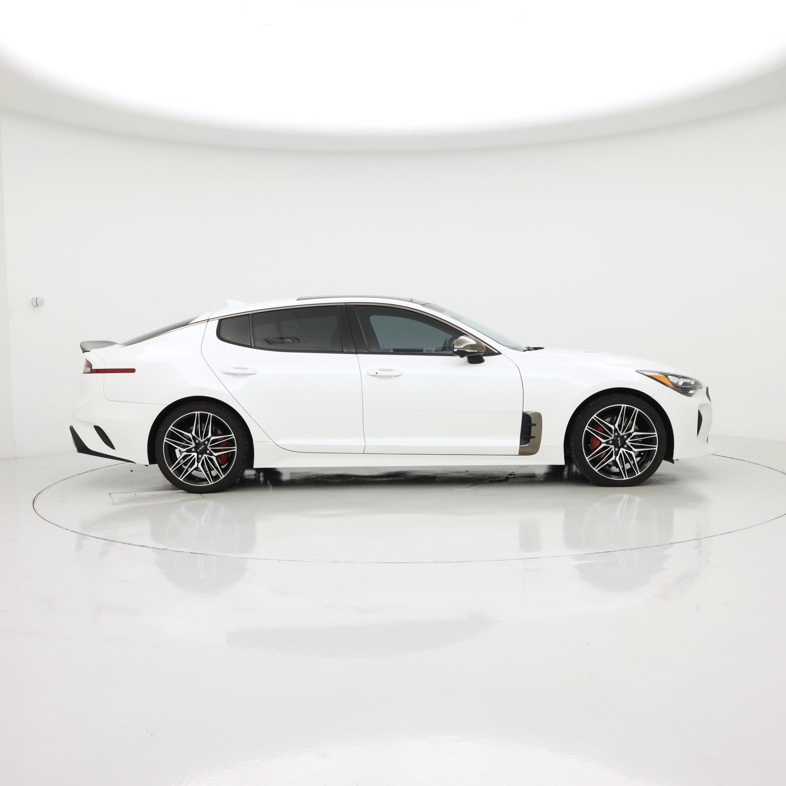 Thumbnail: 2022 Kia Stinger - 7