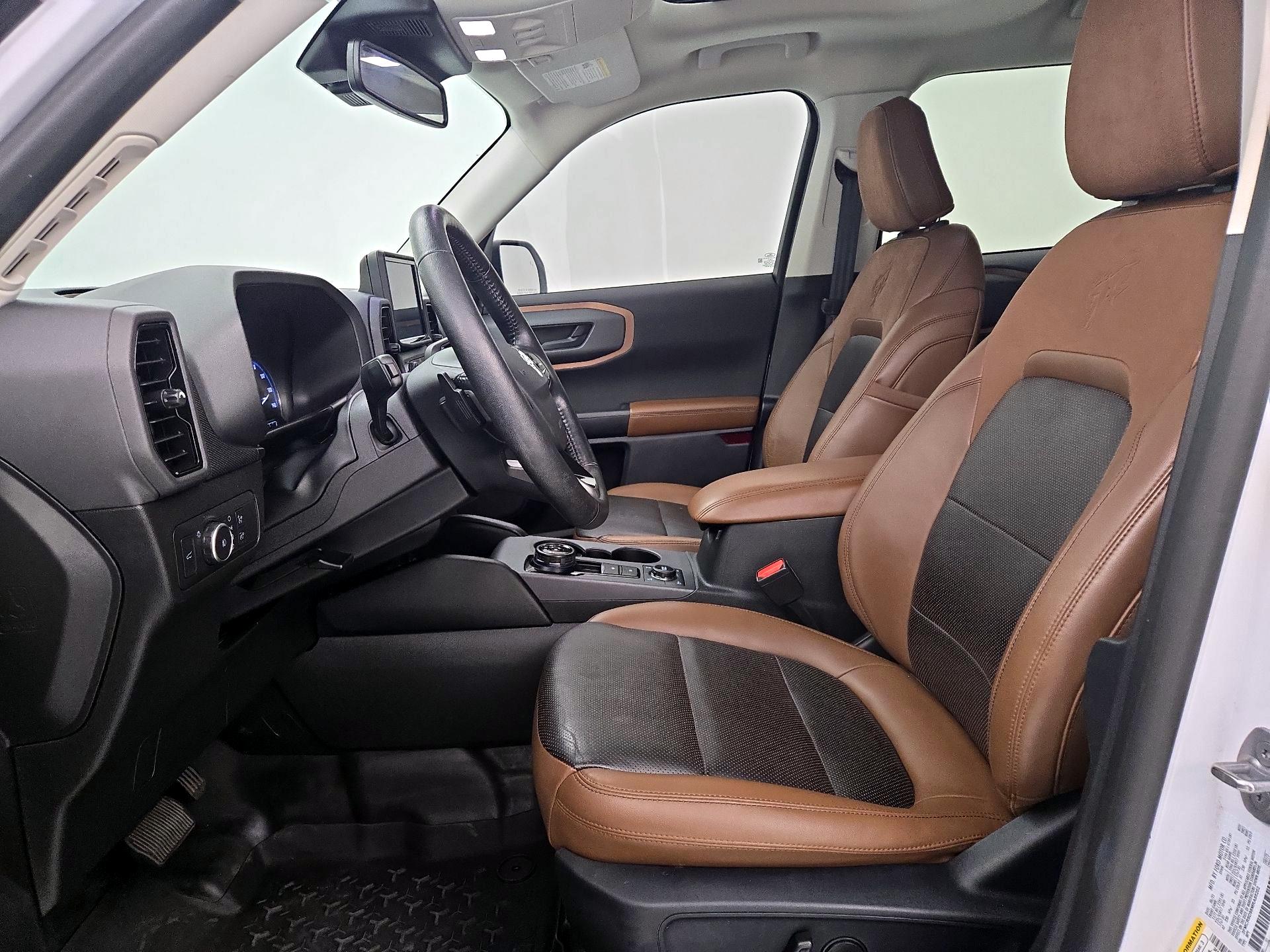 Thumbnail: 2021 Ford Bronco Sport - 11