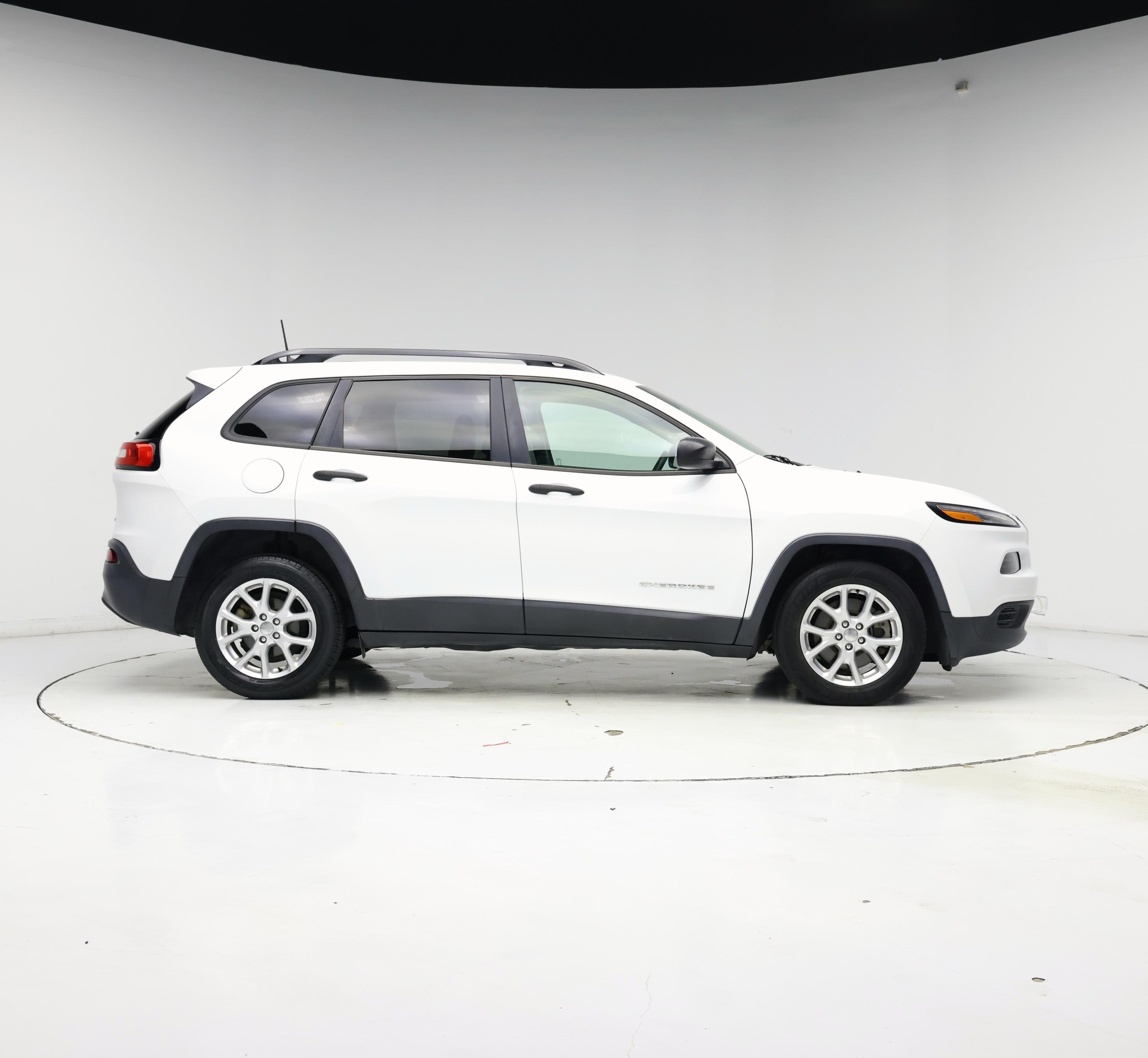 Thumbnail: 2017 Jeep Cherokee - 7