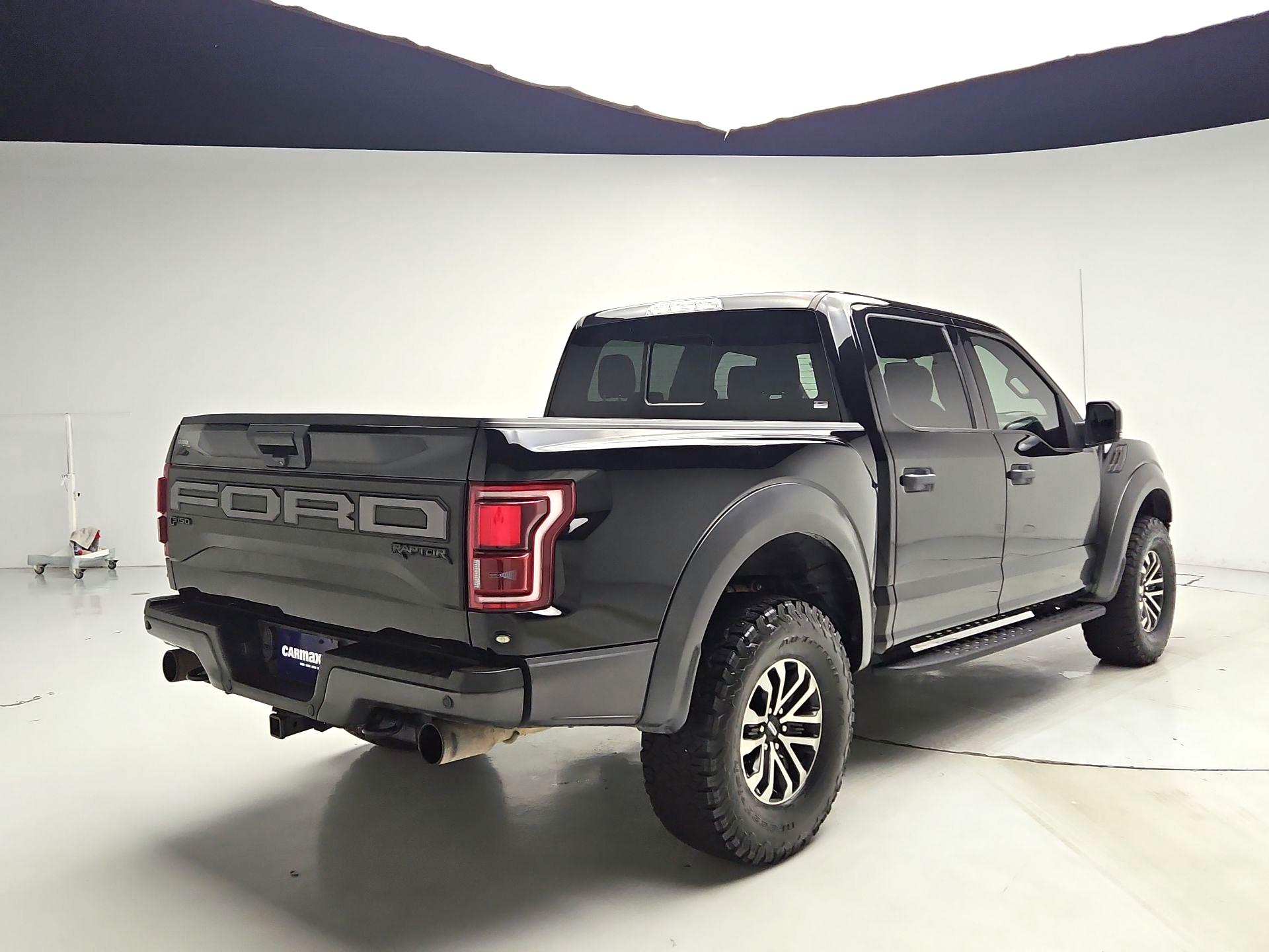 Thumbnail: 2019 Ford F-150 - 5