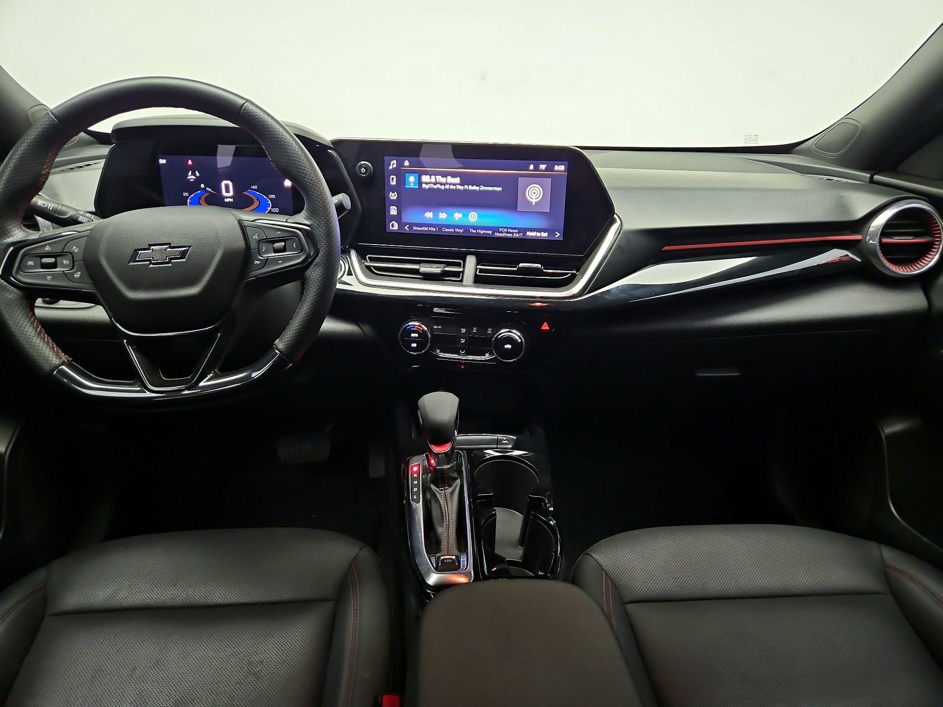 Thumbnail: 2024 Chevrolet Trax - 9