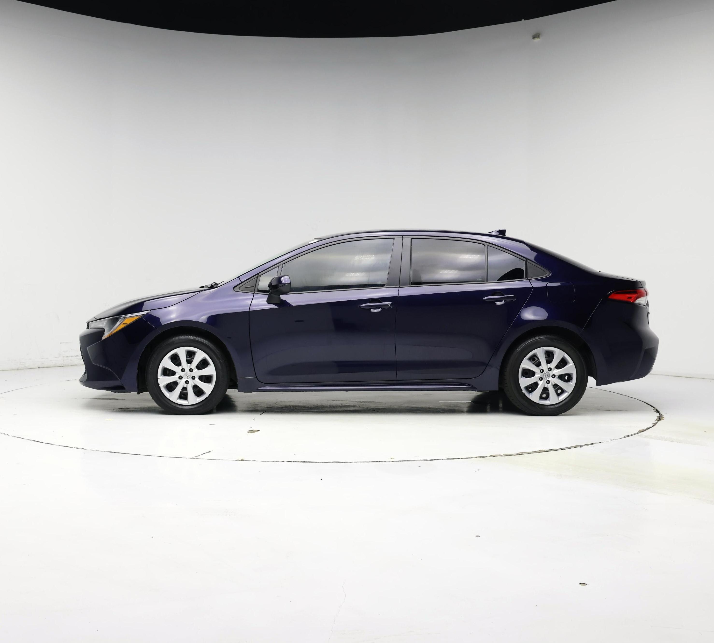 Thumbnail: 2022 Toyota Corolla - 3