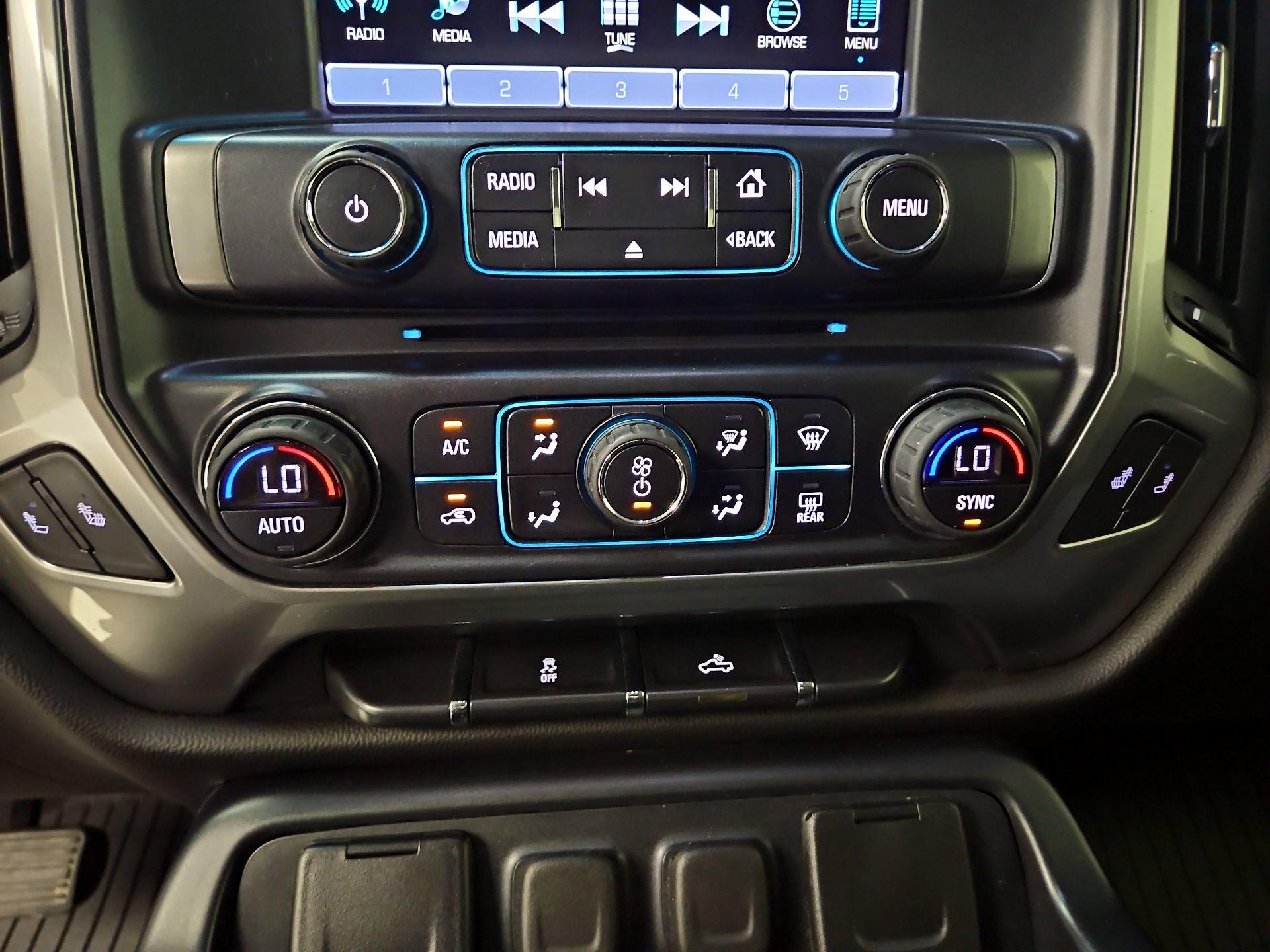 Thumbnail: 2017 Chevrolet Silverado 1500 - 16