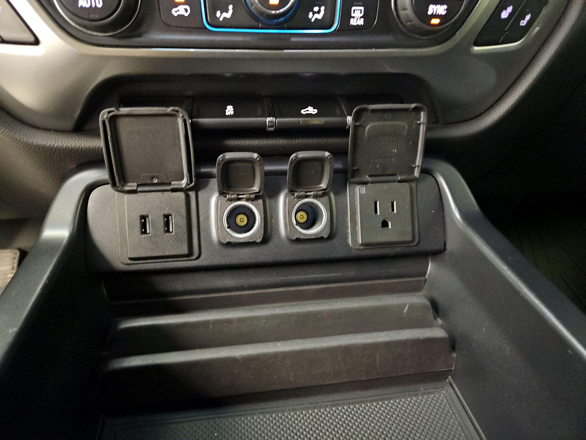 Thumbnail: 2017 Chevrolet Silverado 1500 - 18