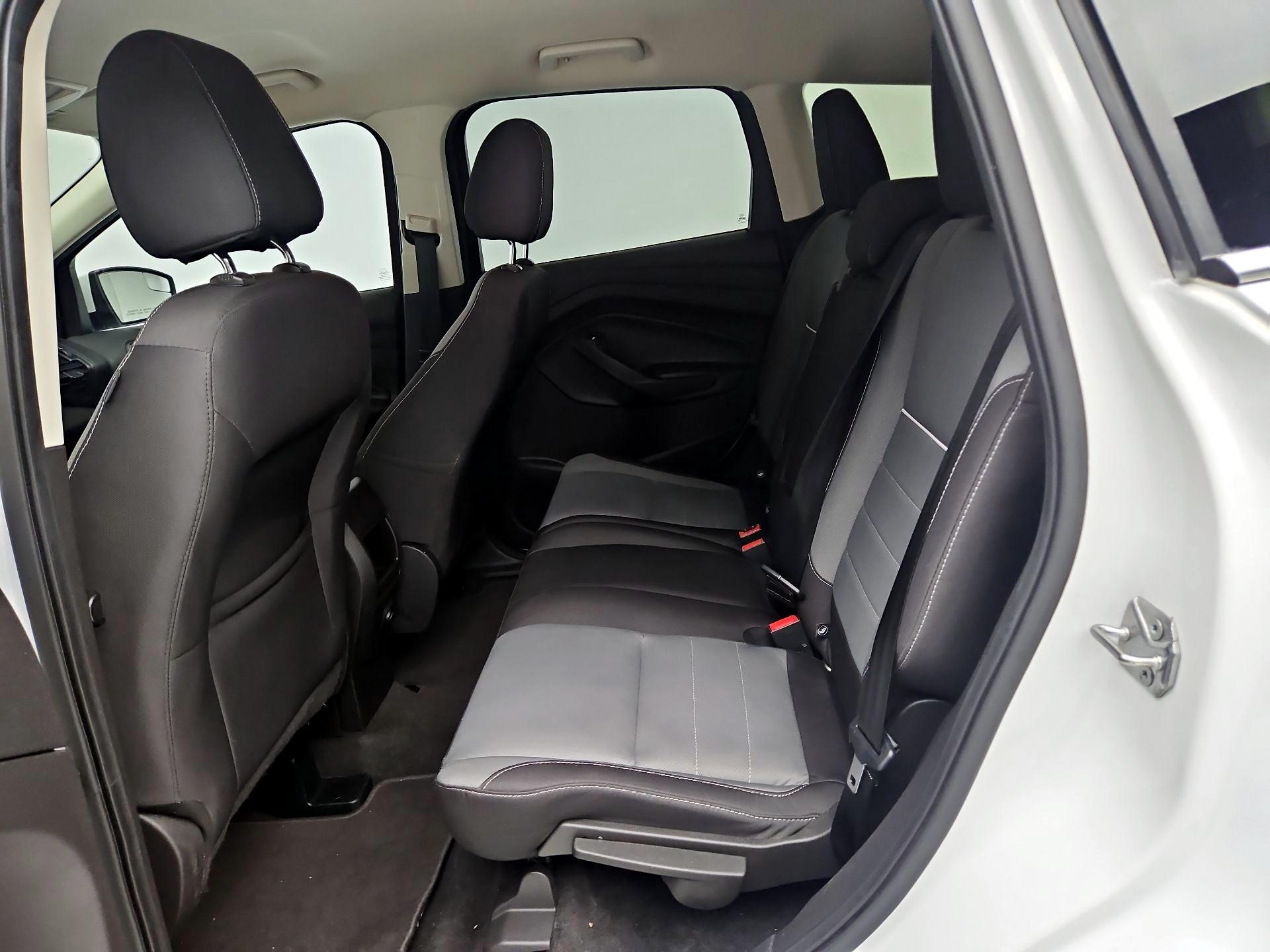 Thumbnail: 2015 Ford Escape - 19