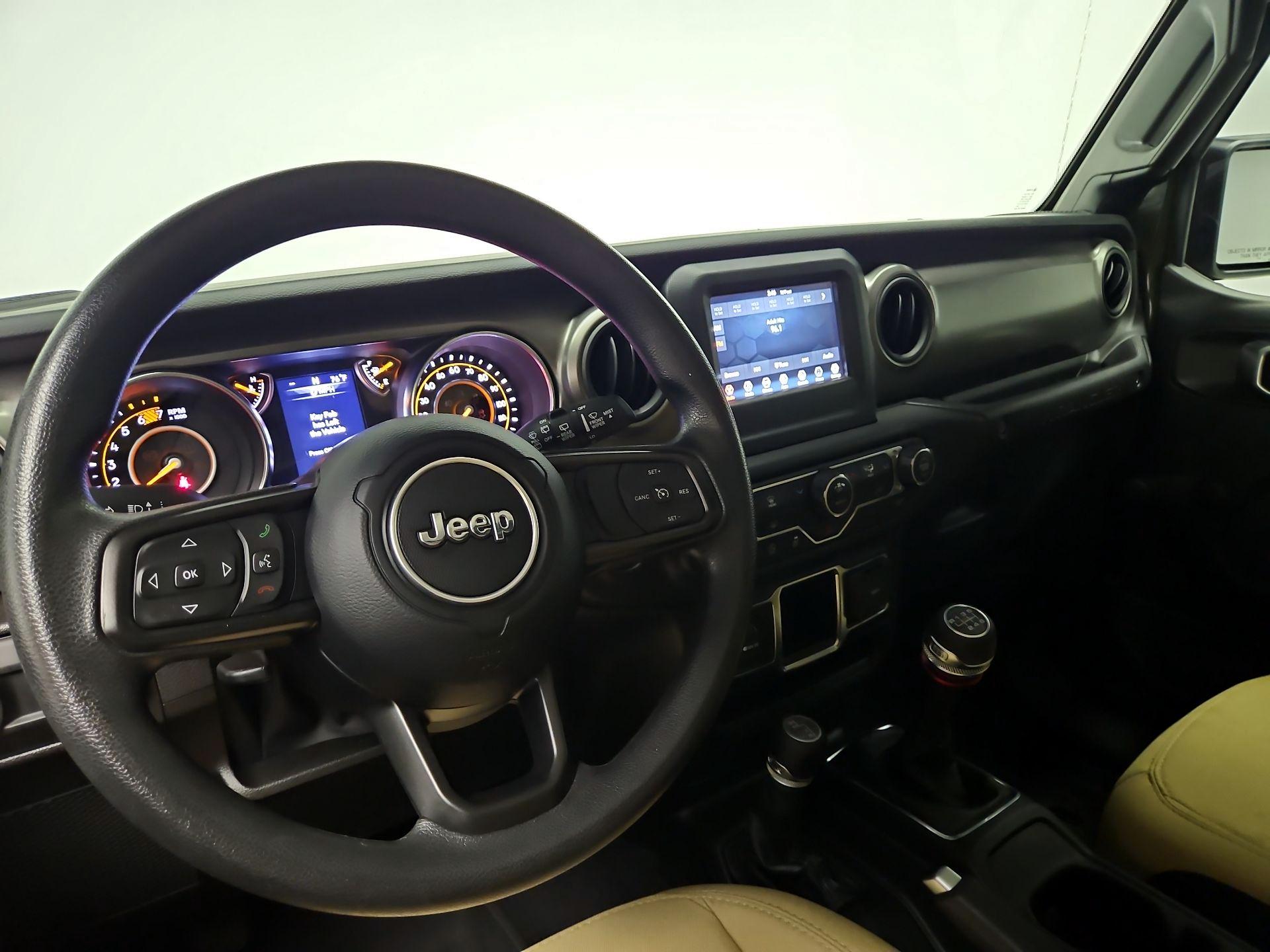 Thumbnail: 2023 Jeep Wrangler - 9