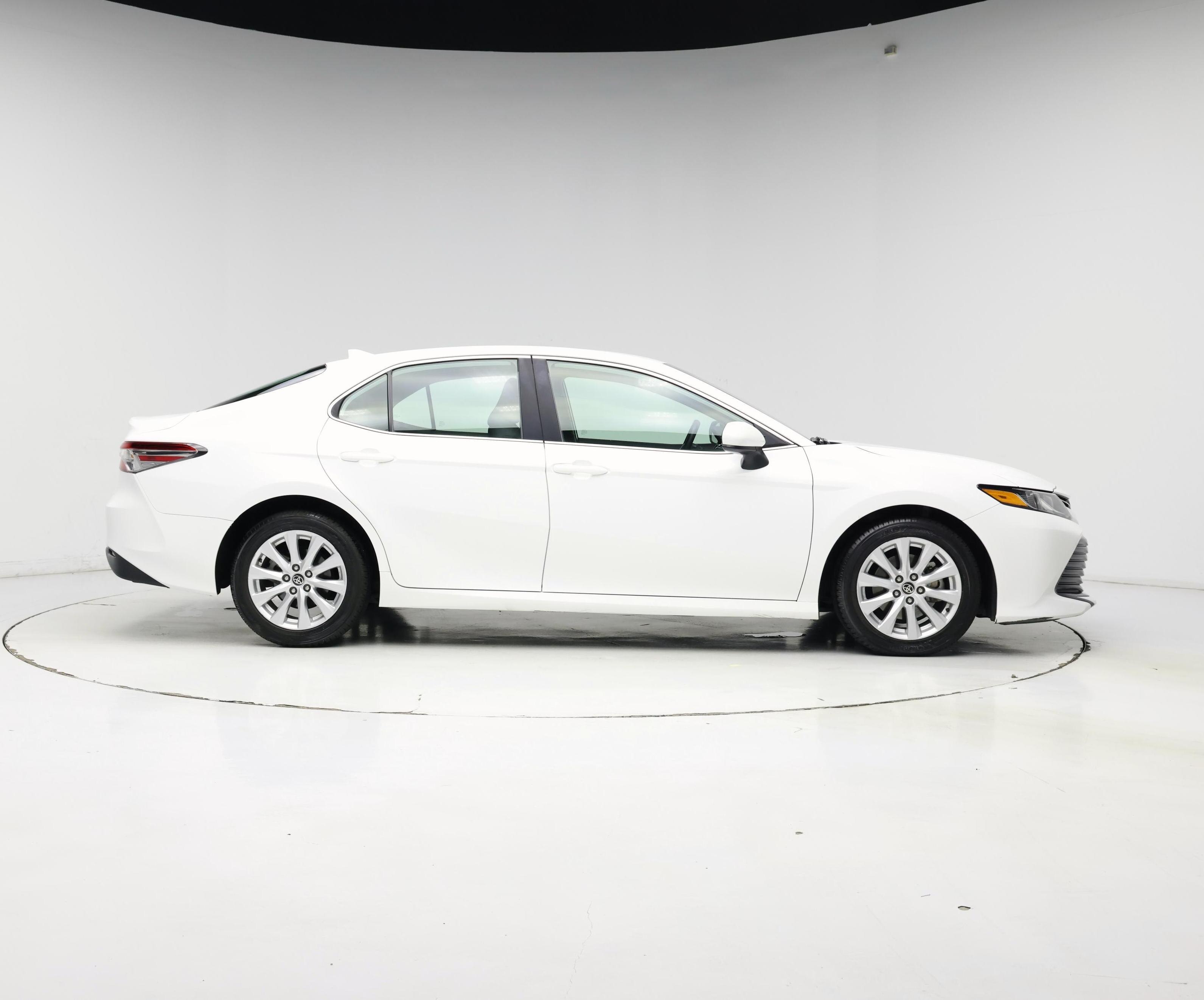 Thumbnail: 2020 Toyota Camry - 7