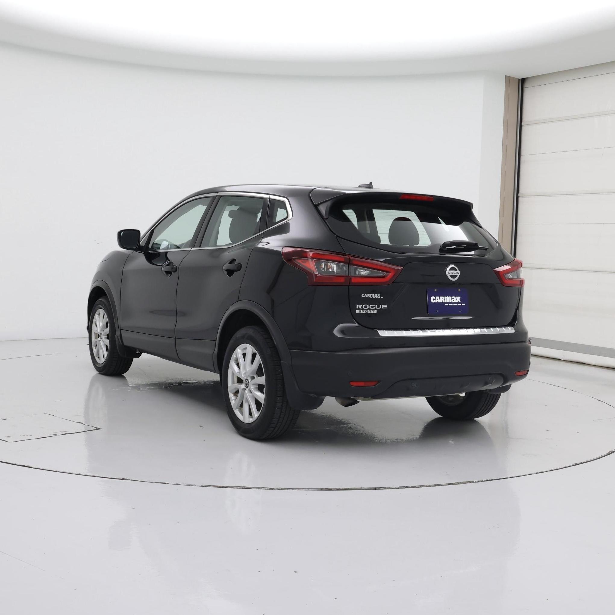 Thumbnail: 2020 Nissan Rogue Sport - 2