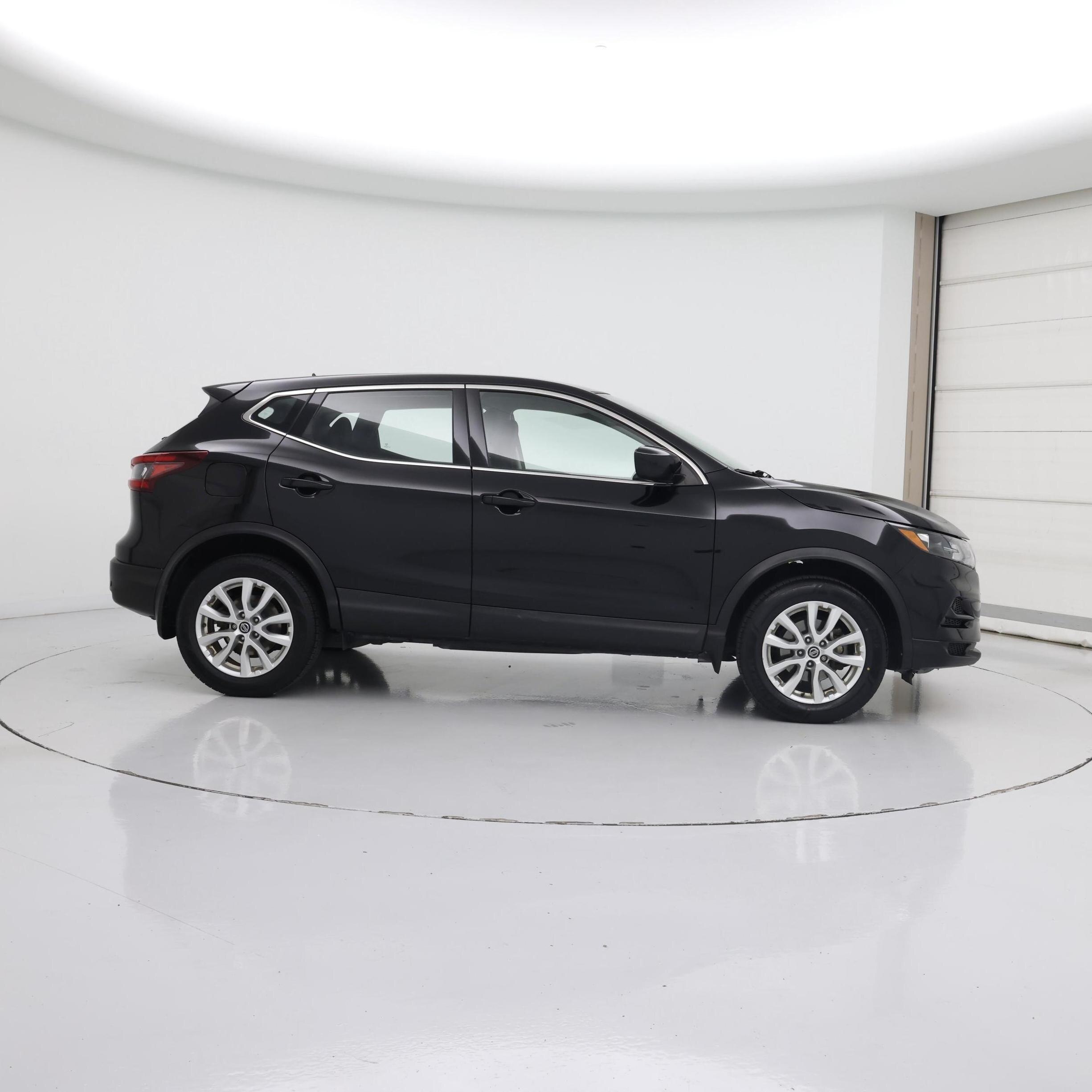 Thumbnail: 2020 Nissan Rogue Sport - 7