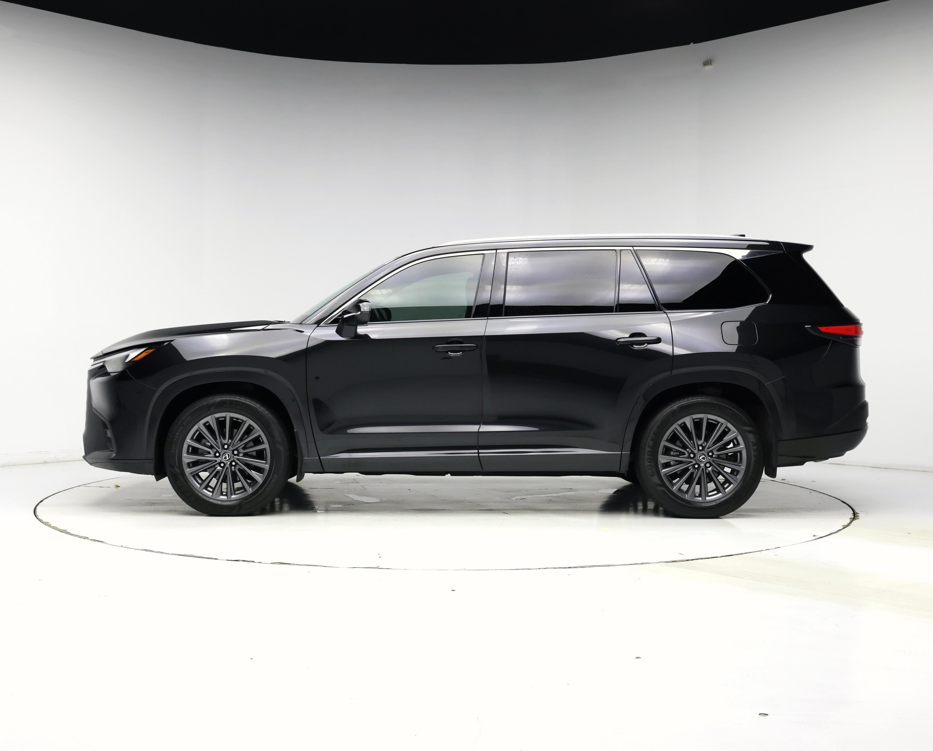 Thumbnail: 2024 Lexus TX - 3