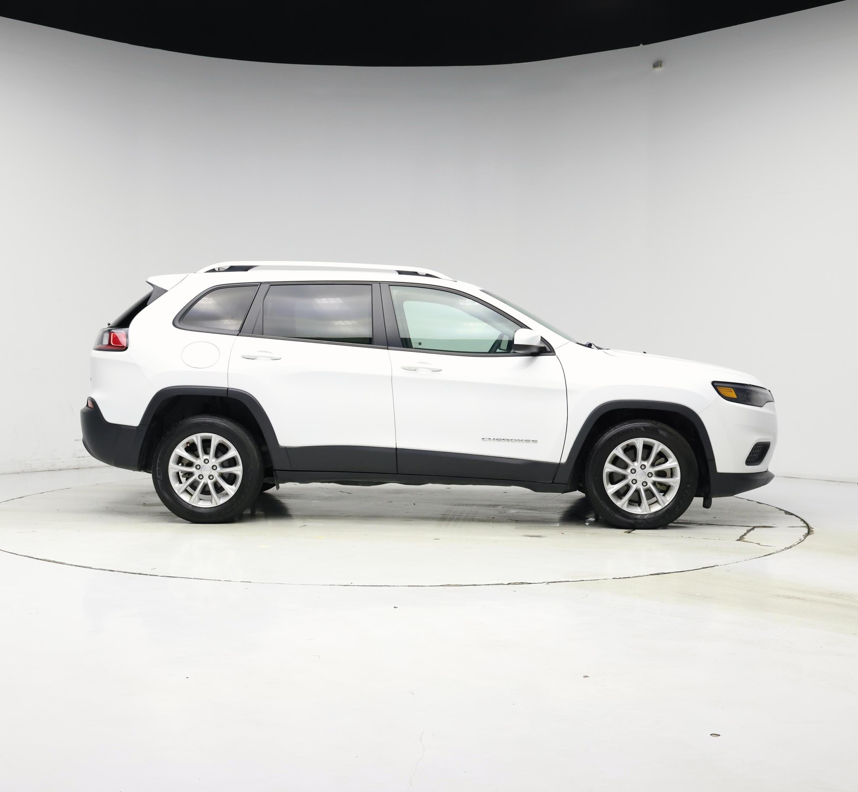 Thumbnail: 2020 Jeep Cherokee - 7