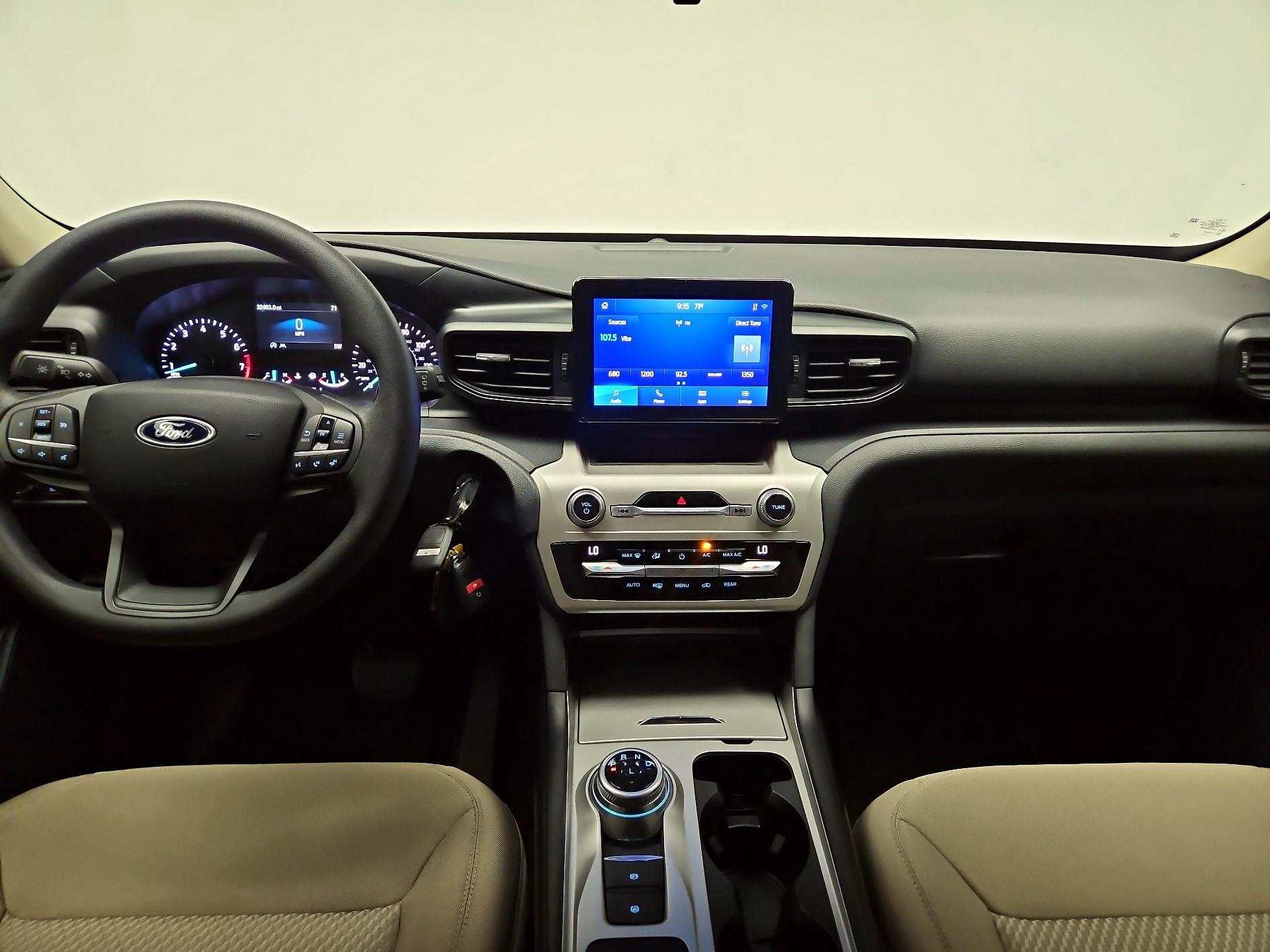 Thumbnail: 2021 Ford Explorer - 9