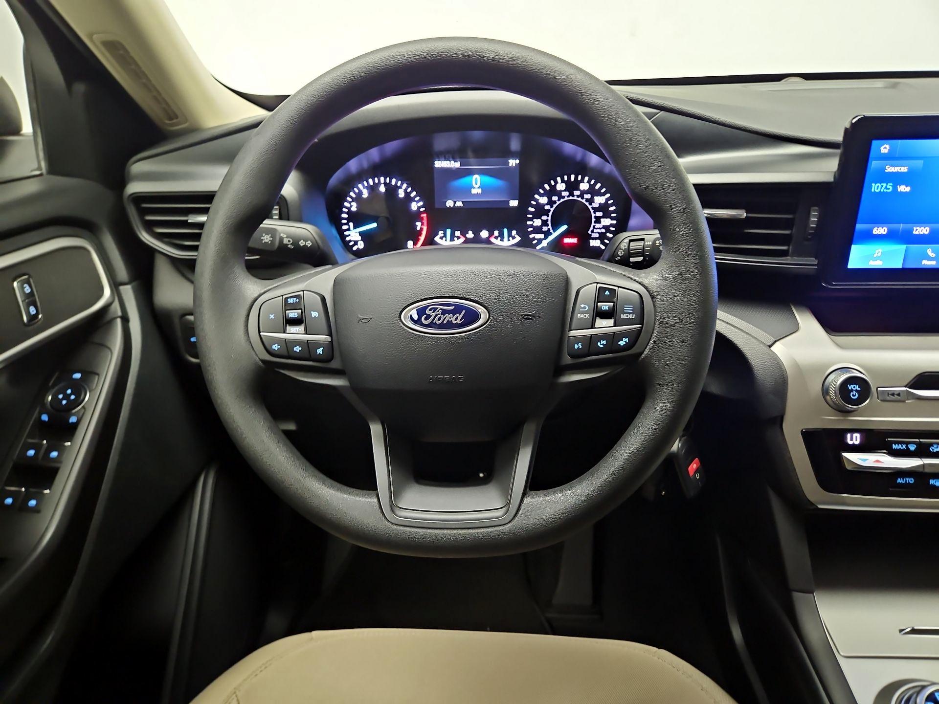 Thumbnail: 2021 Ford Explorer - 10