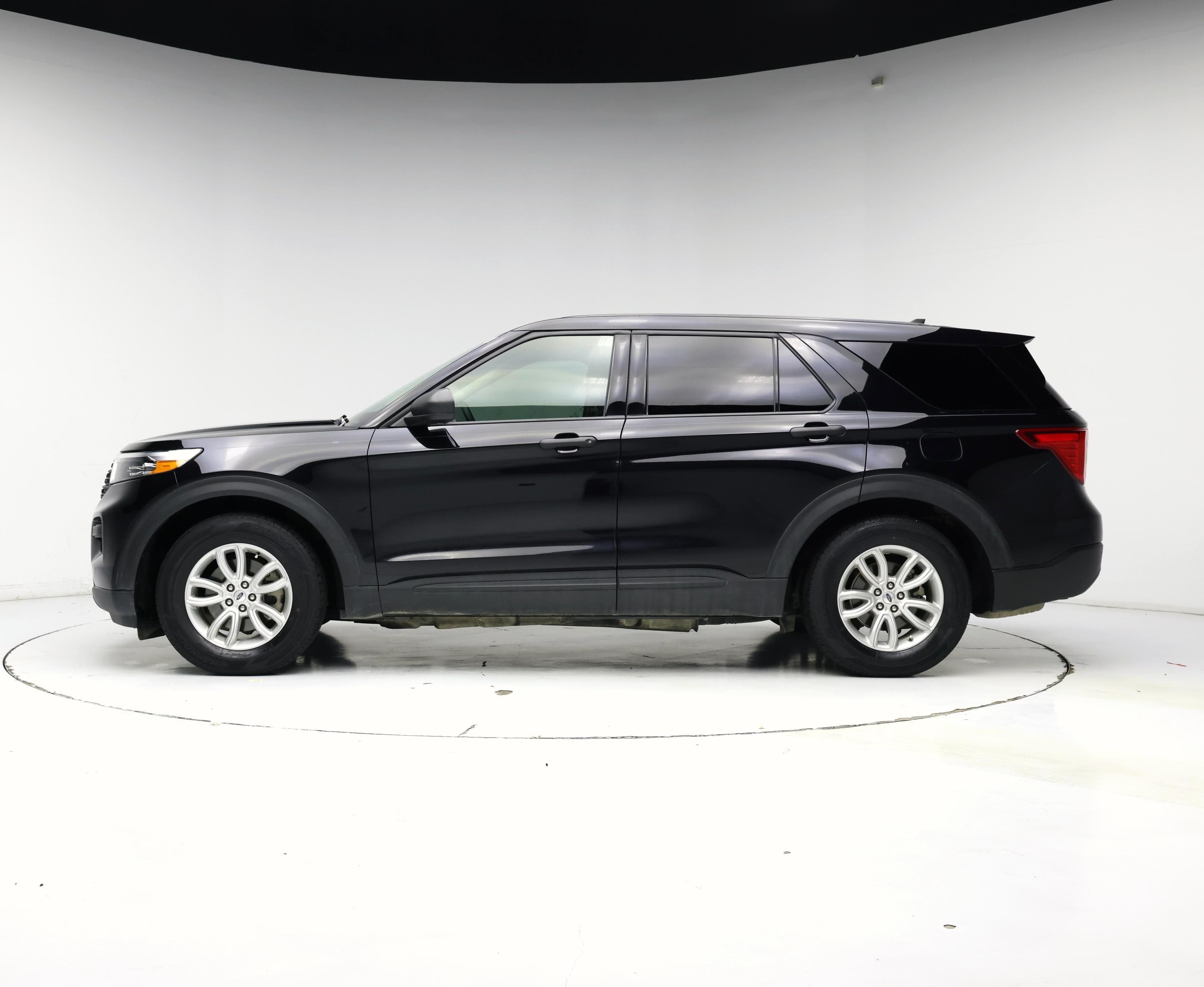 Thumbnail: 2021 Ford Explorer - 3