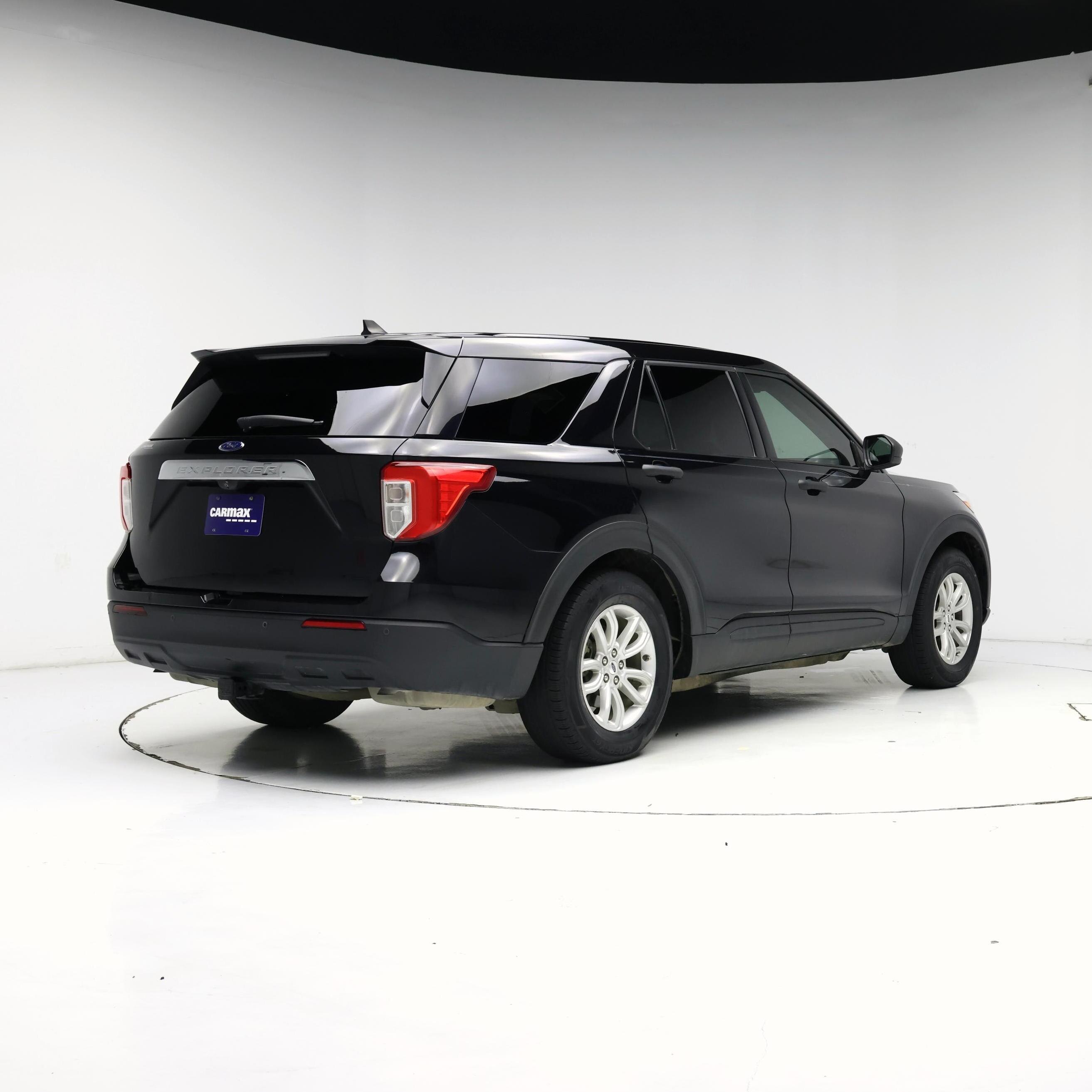 Thumbnail: 2021 Ford Explorer - 8