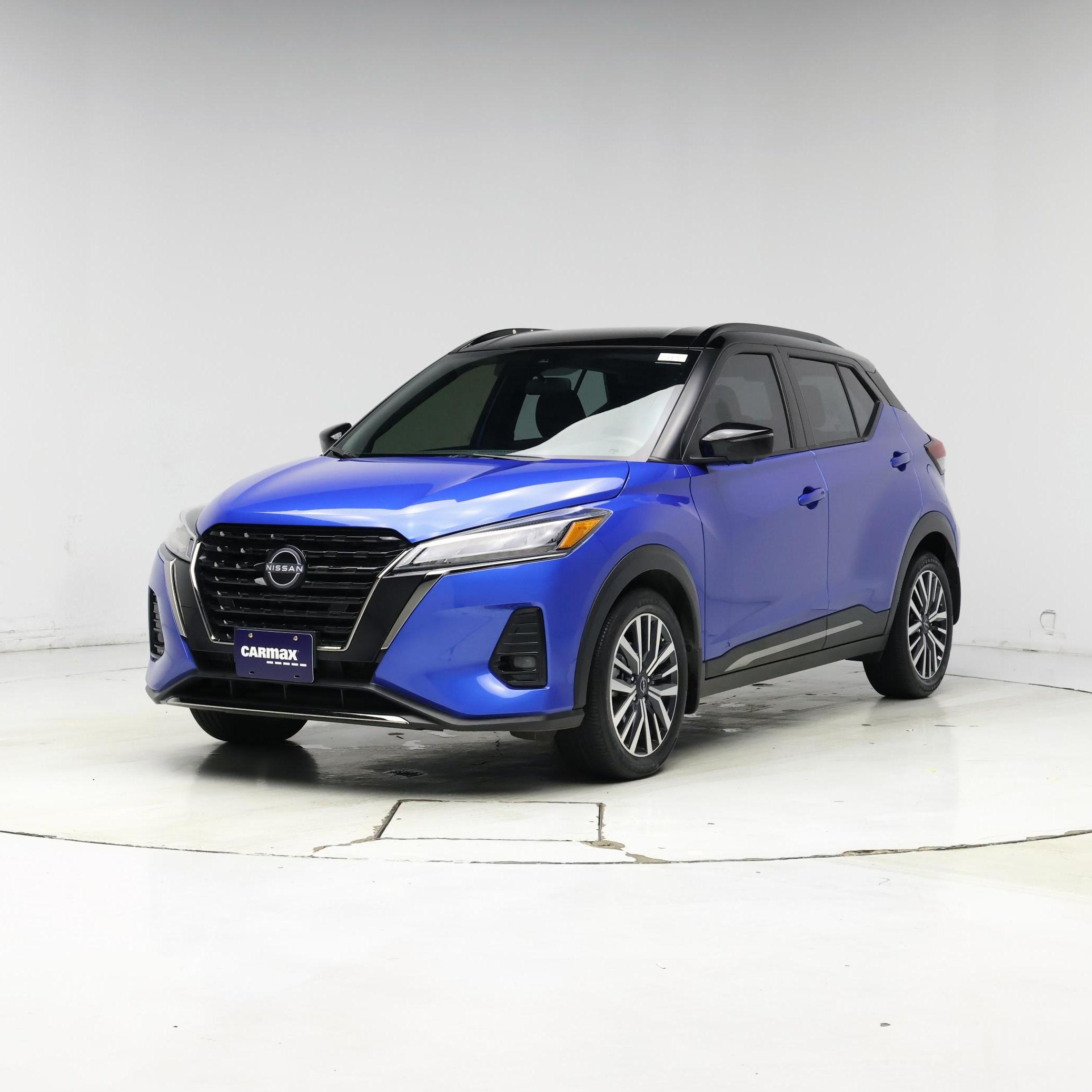Thumbnail: 2023 Nissan Kicks - 4