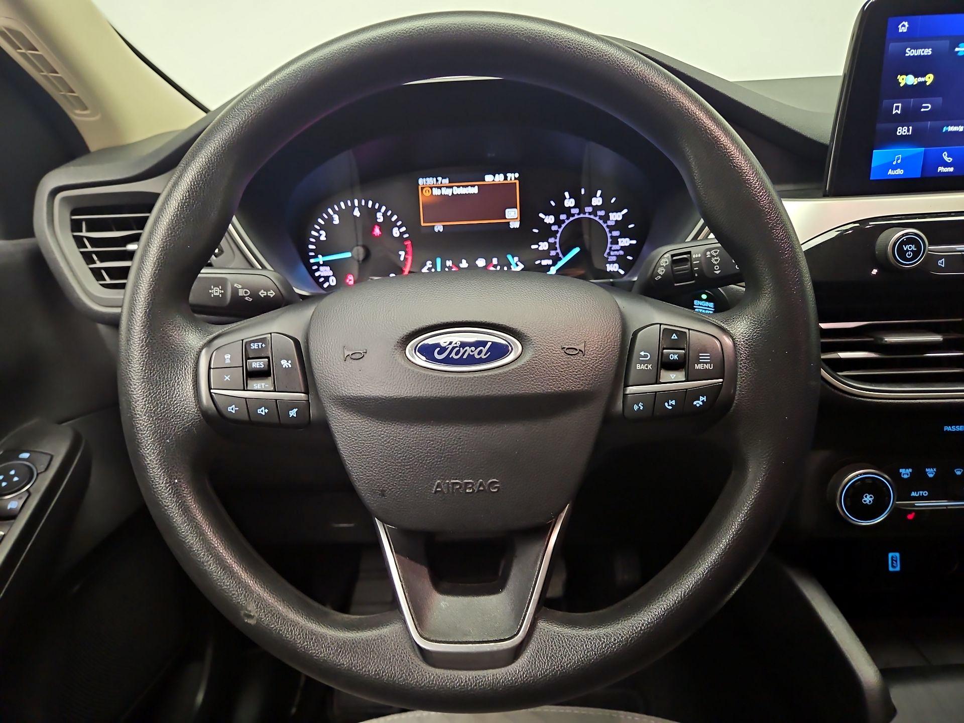 Thumbnail: 2020 Ford Escape - 10
