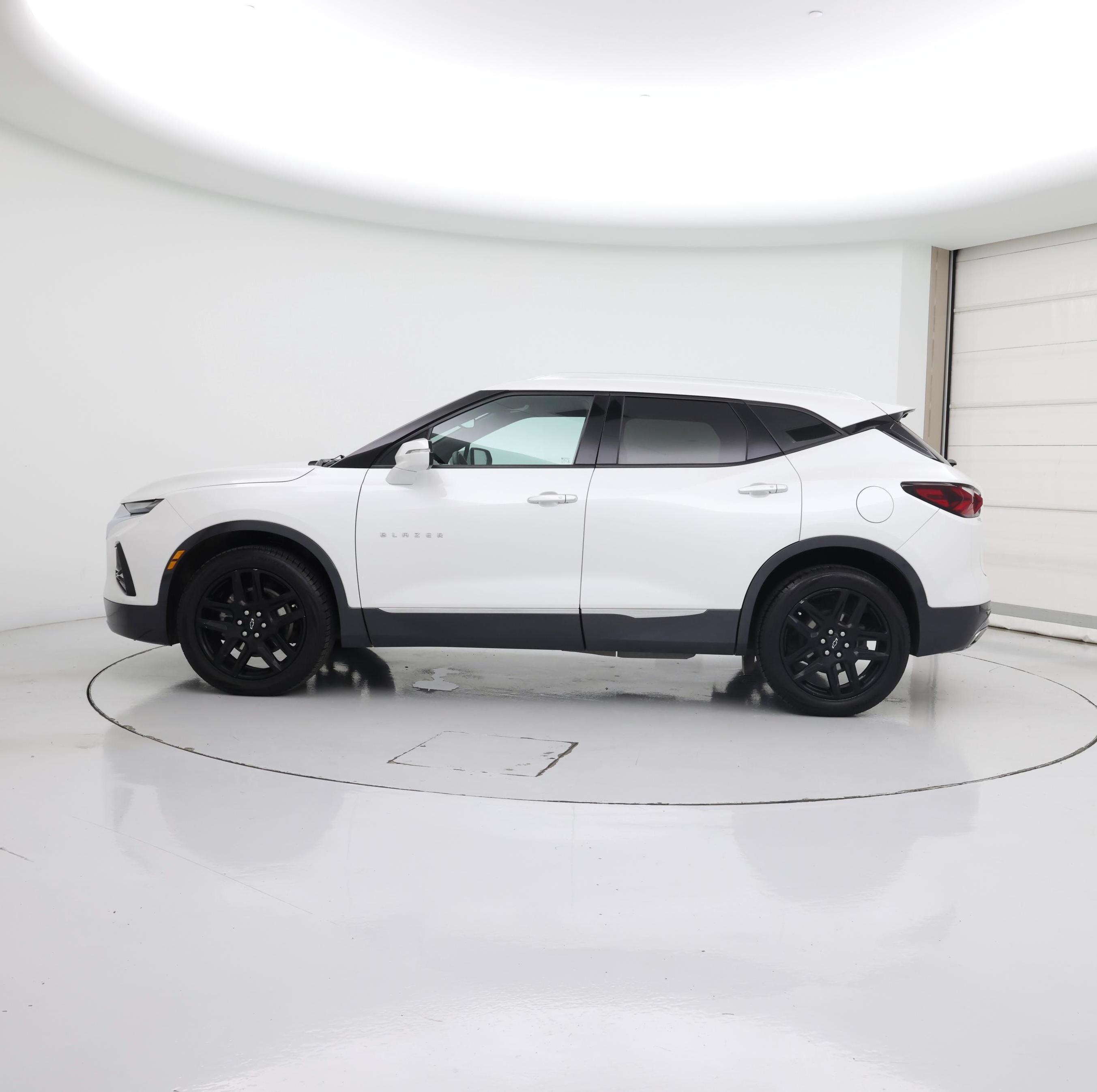 Thumbnail: 2022 Chevrolet Blazer - 3