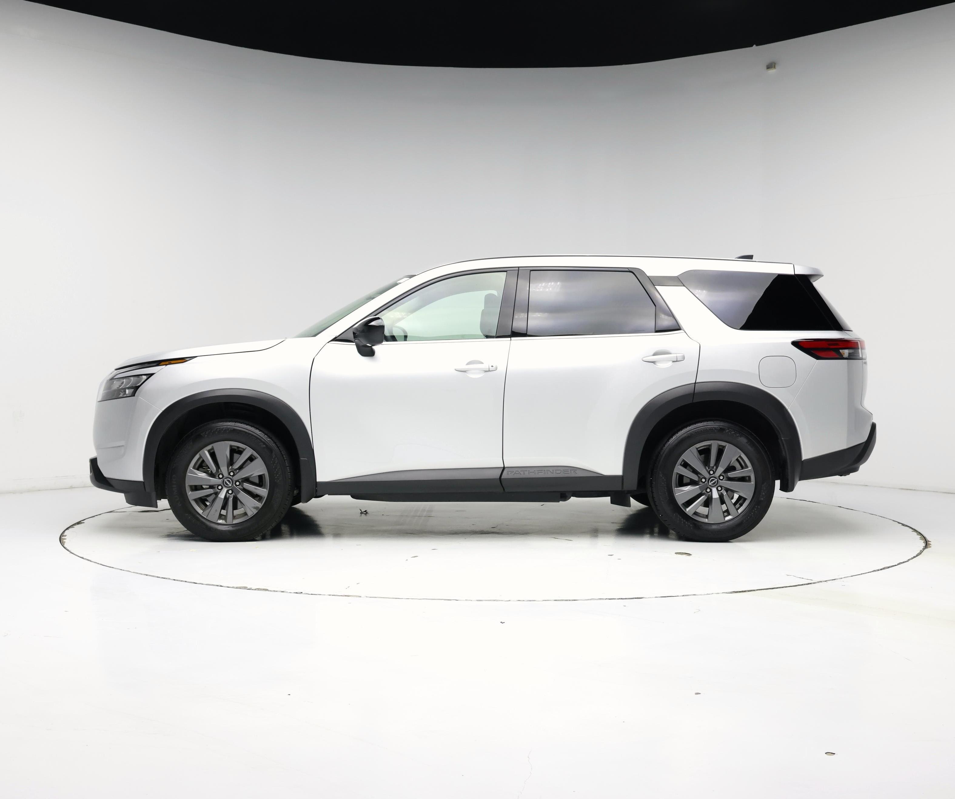 Thumbnail: 2024 Nissan Pathfinder - 3
