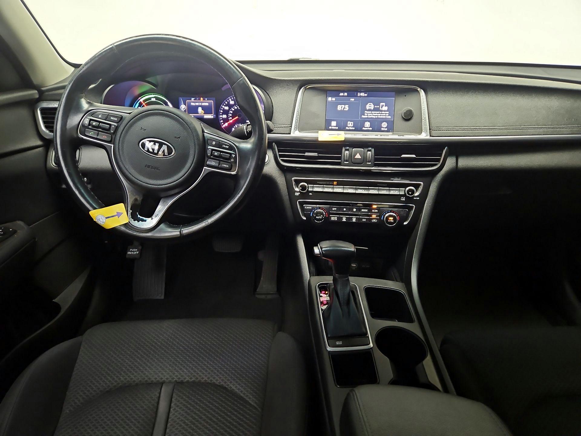 Thumbnail: 2017 Kia Optima - 9