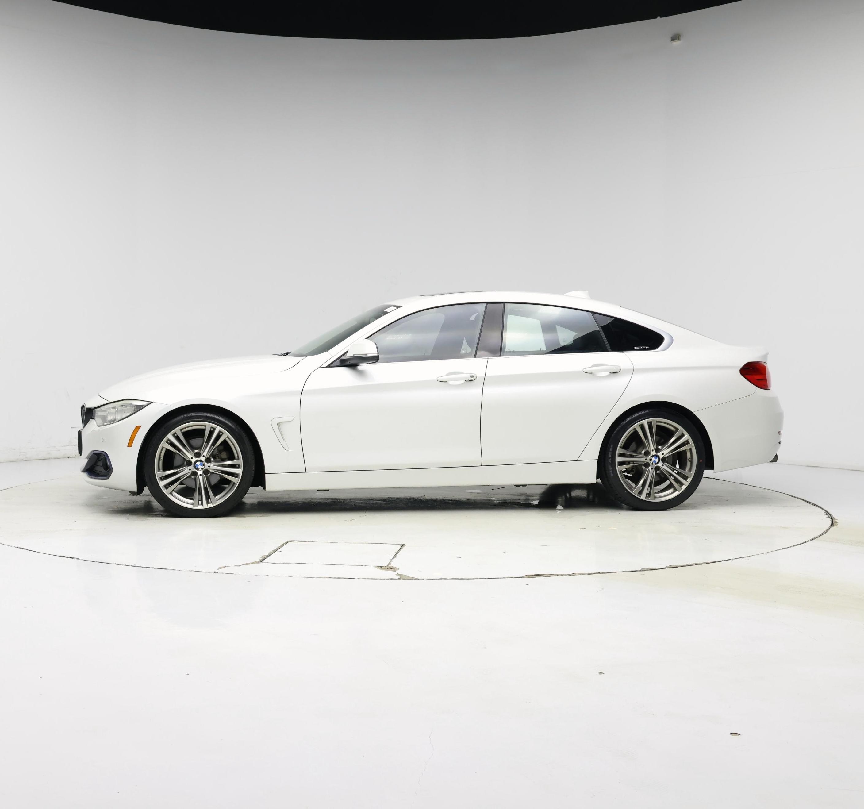 Thumbnail: 2016 BMW 4 Series - 3