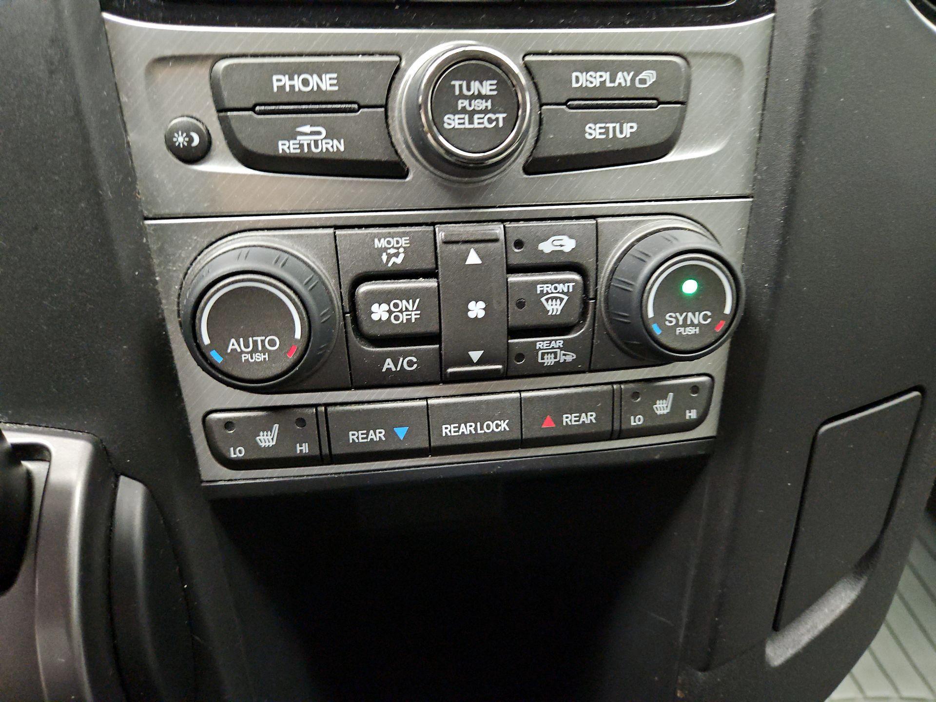 Thumbnail: 2014 Honda Pilot - 16