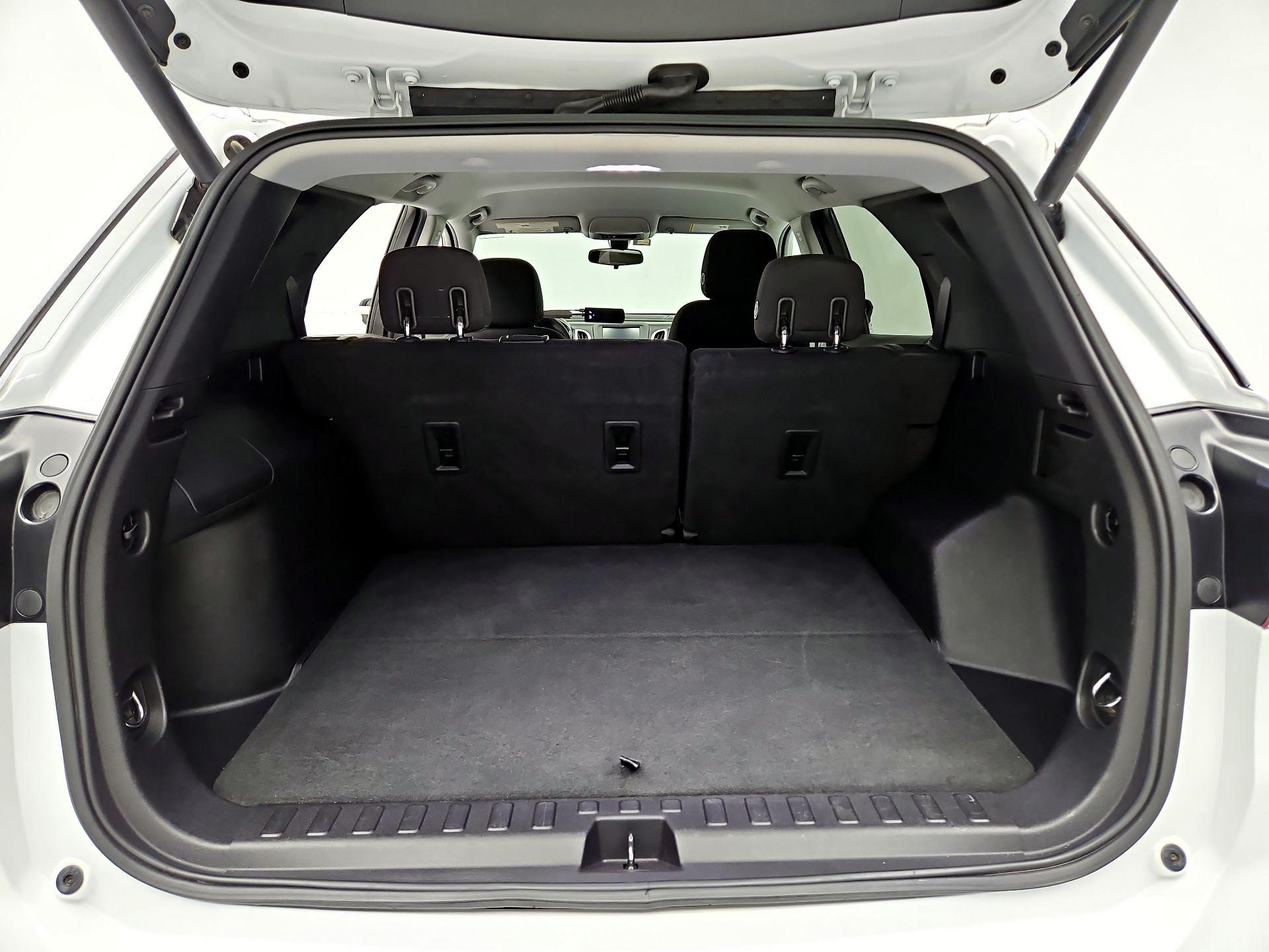 Thumbnail: 2018 Chevrolet Equinox - 20